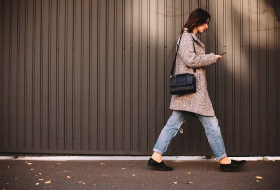 Anxious Attachment in Real Life: 6 Traps That Keep You Spinning