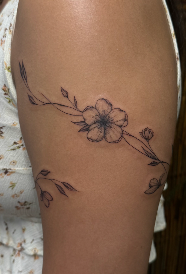 Fineline Floral arm wrap