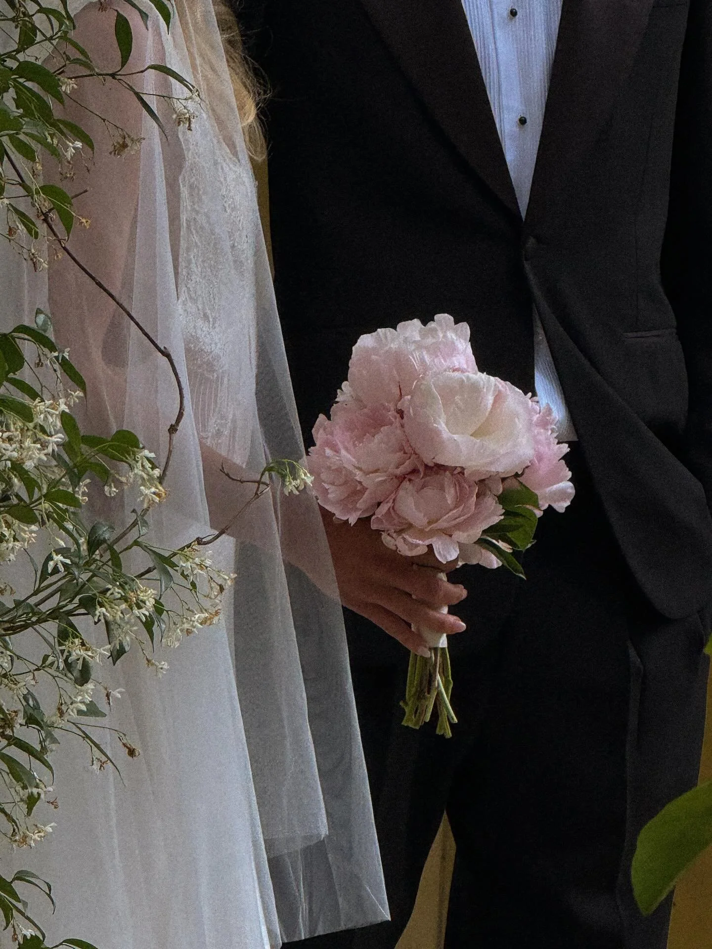 Georgia and Lachlan &bull; married at krinklewood, and a love that would carry itself through the ages. I will never forget your special day 🤍 content by @thestateof.studio 

@houseoflucielove 
@krinklewood 
@thestateof.studio 
@bennygamlin 
@val.en