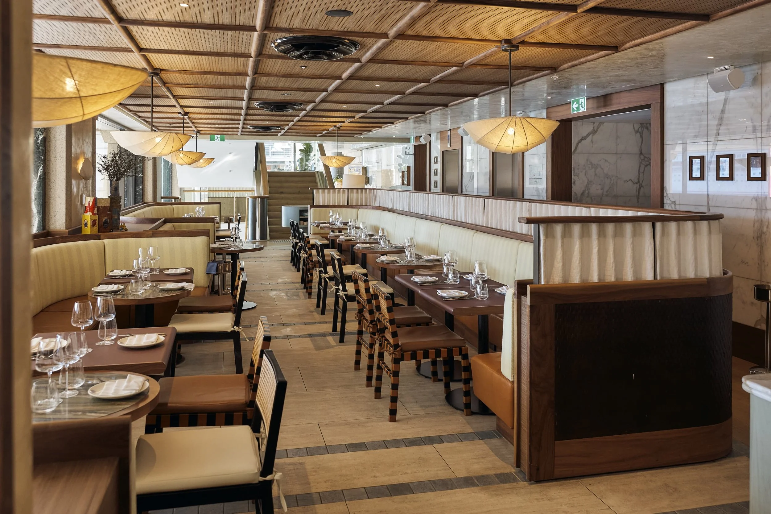 pullman-quay-grand-dining.jpg