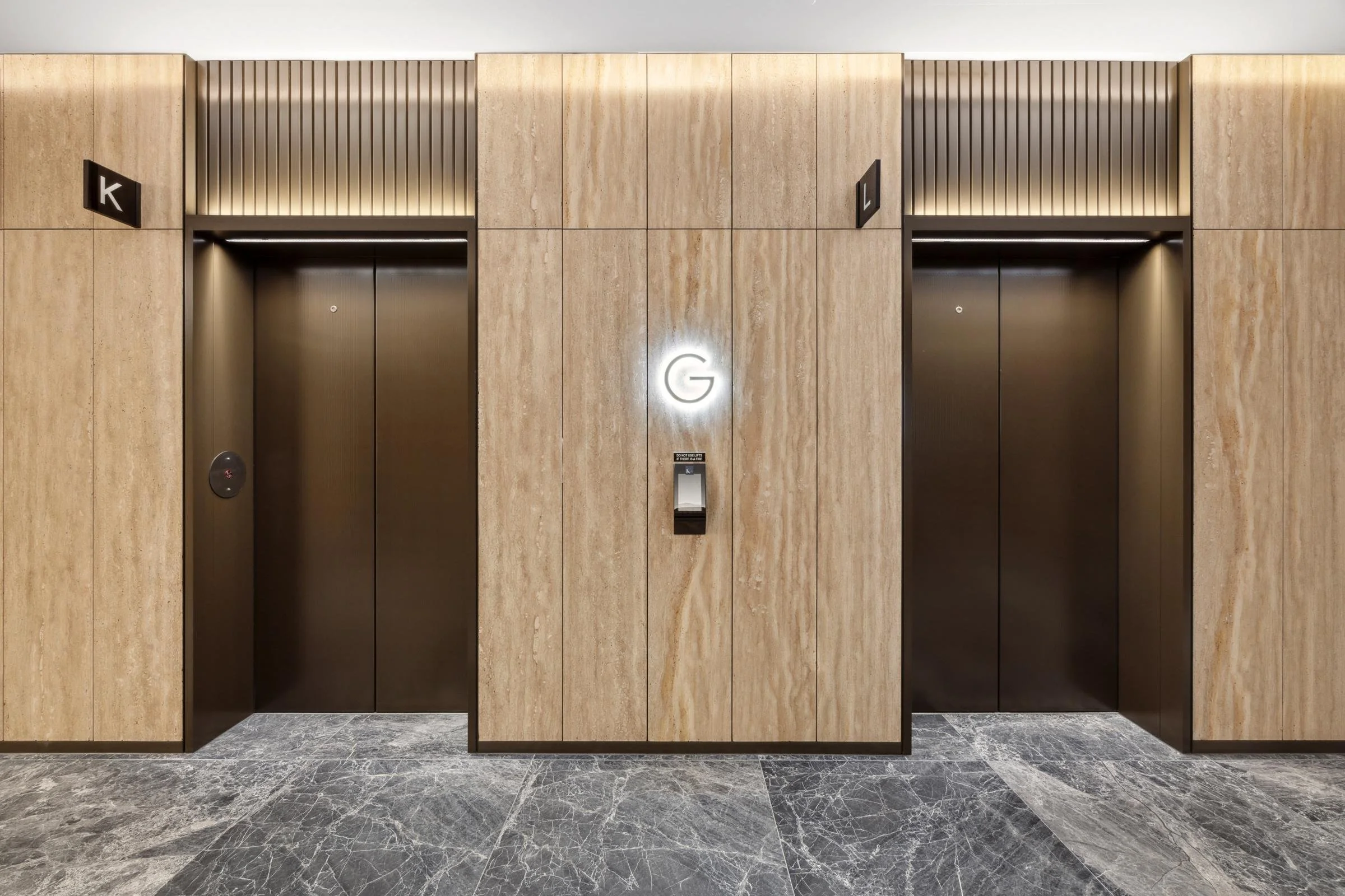 egs_projects-darling_park-lift_lobby-access.jpg
