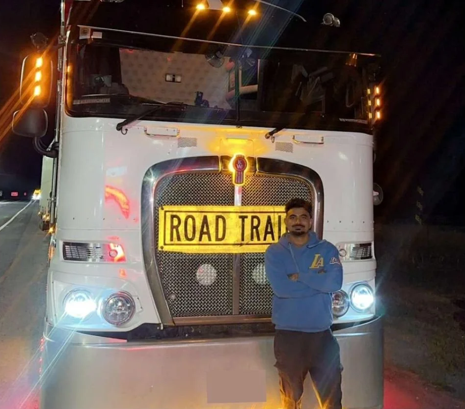 Driver and prime mover road train