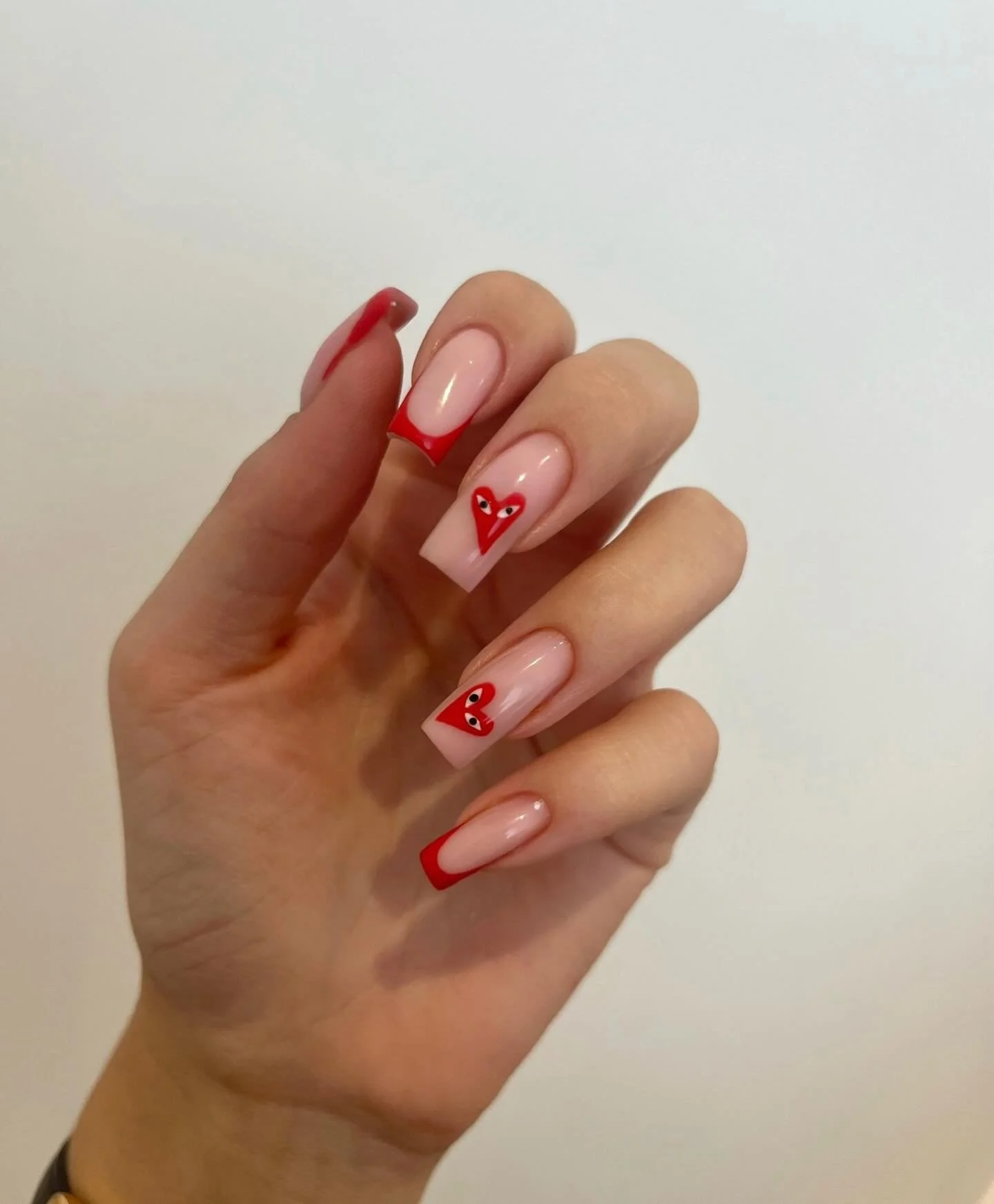 Valentine&rsquo;s nails are calling&hellip; 💌