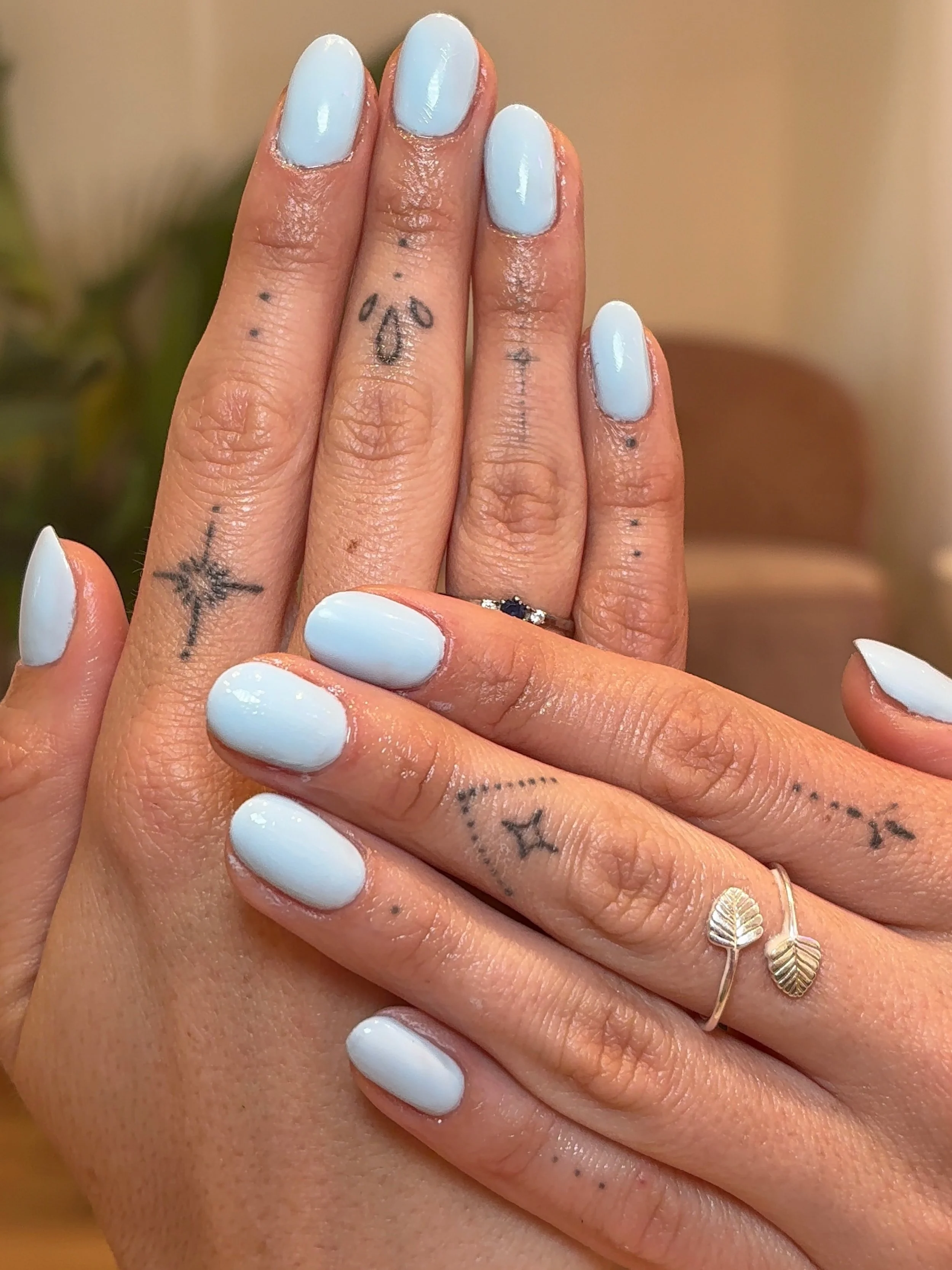 Currently obsessed with this shade of blue 🩵

What to ask for? 
Service: BIAB 
Colour: double denim 
Shape: round 
Length: short 

#meltnailbar #brontenails #sydneynails #biab #babybluenails