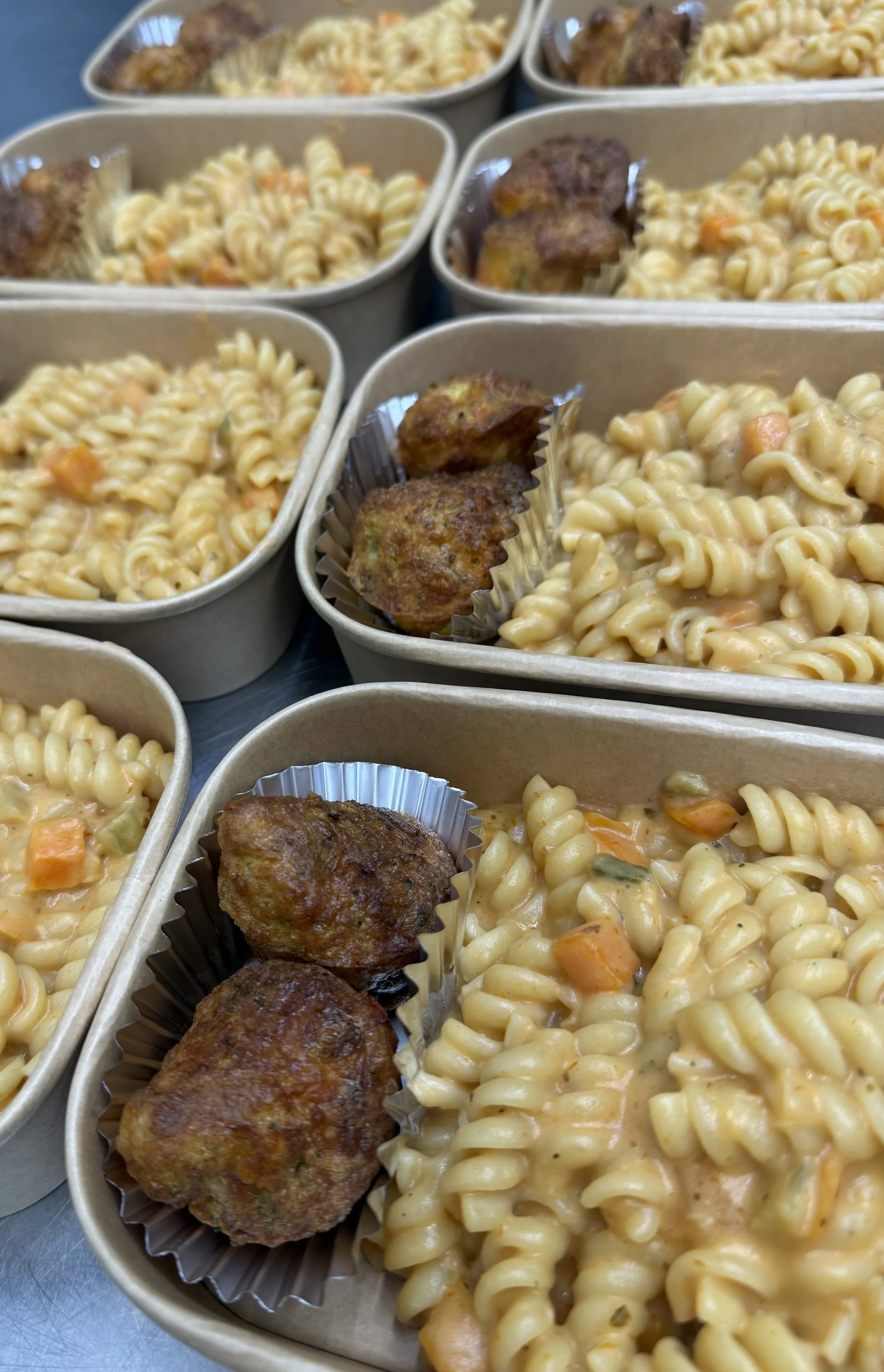 Fruit + Creamy Vege Pasta + Crispy Broccoli Bites