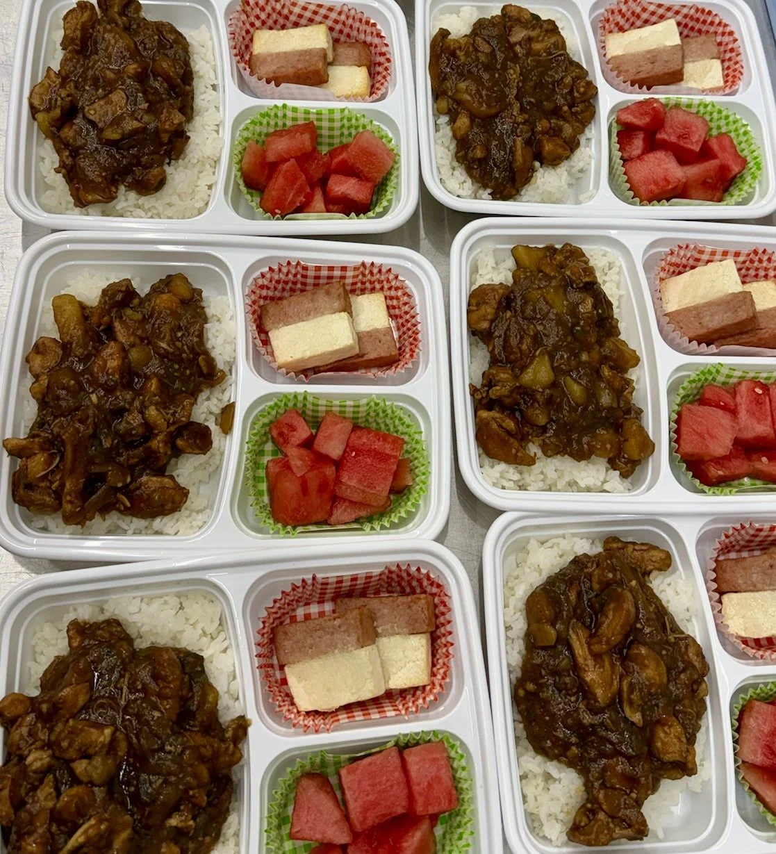 Fruit + K-style Marinated Chicken with Rice + Tofu Fritters