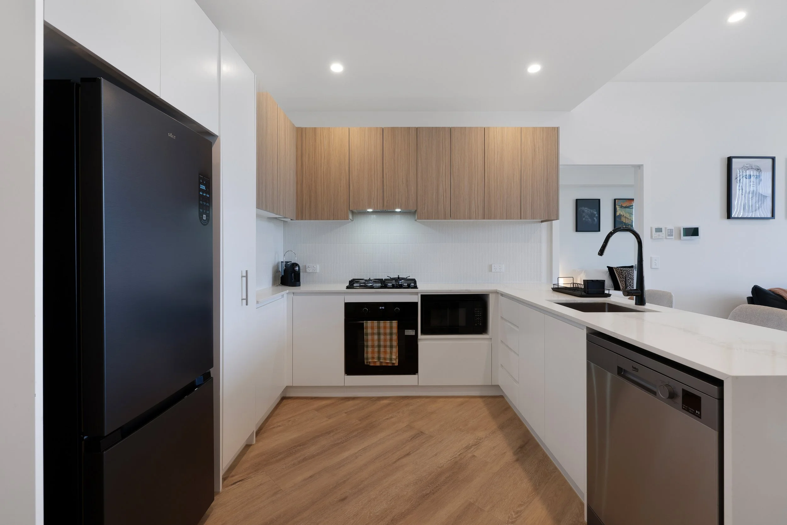 59 Meron St, Southport-5.jpeg