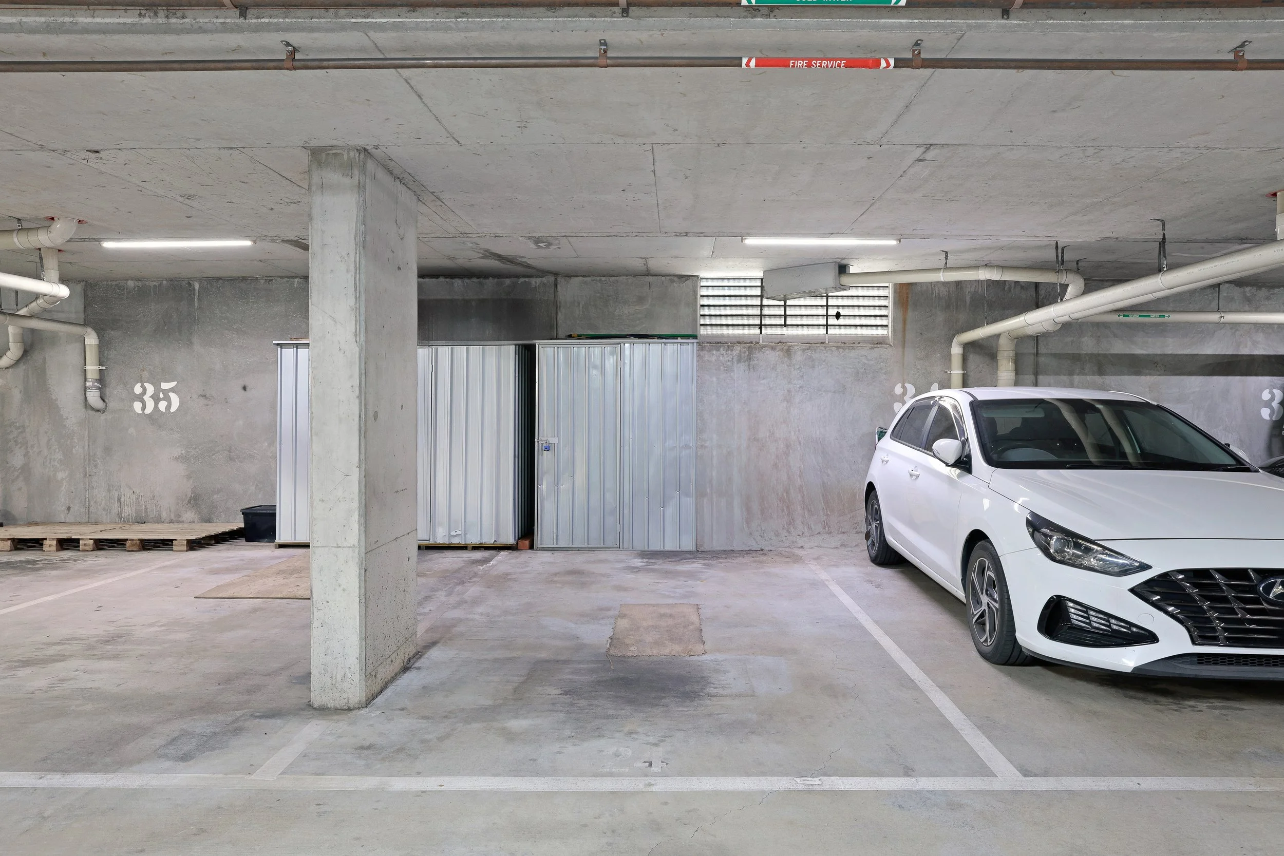 24-11-19 Taylor Street Biggera Waters19.jpeg