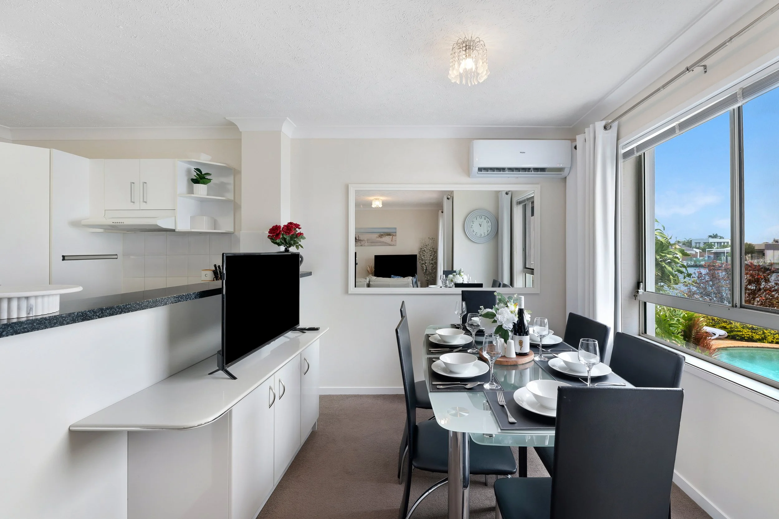 2-11-19 Taylor Street, Biggera Waters-19.jpeg