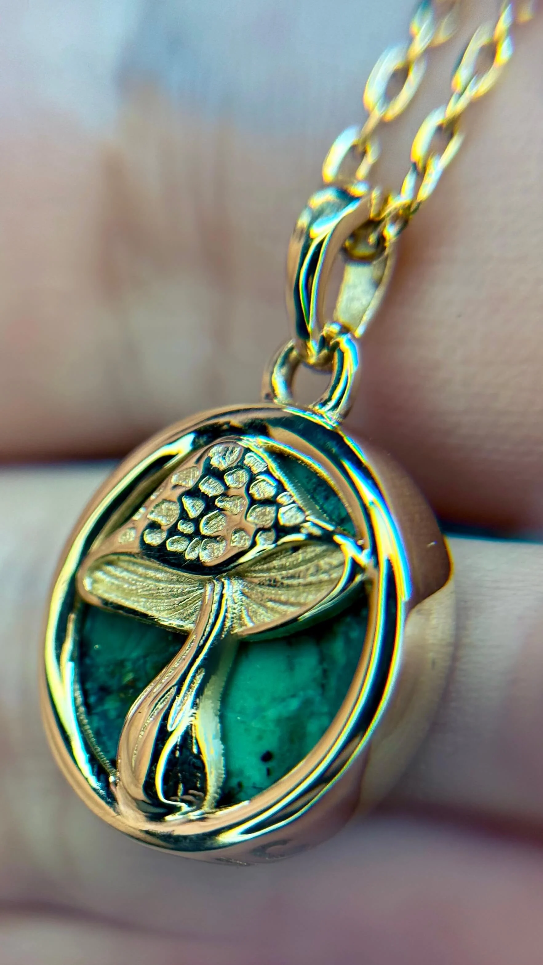magic pendant | 2 .jpeg