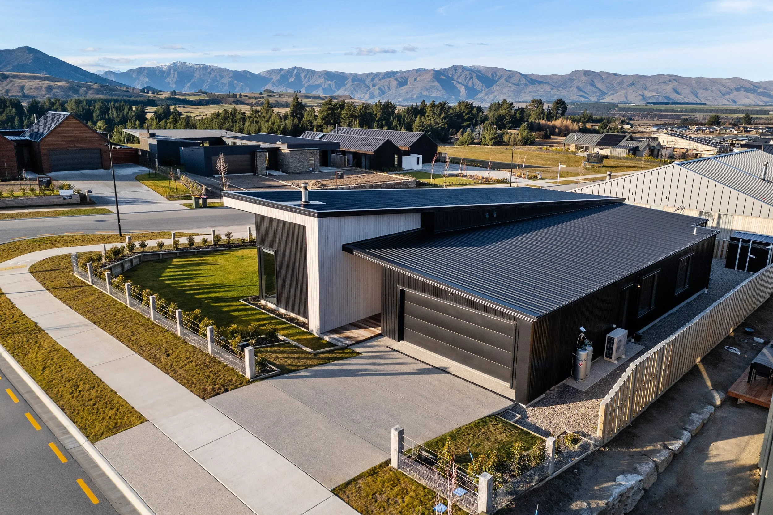 33 Riverslea Road, Wanaka-2.jpg