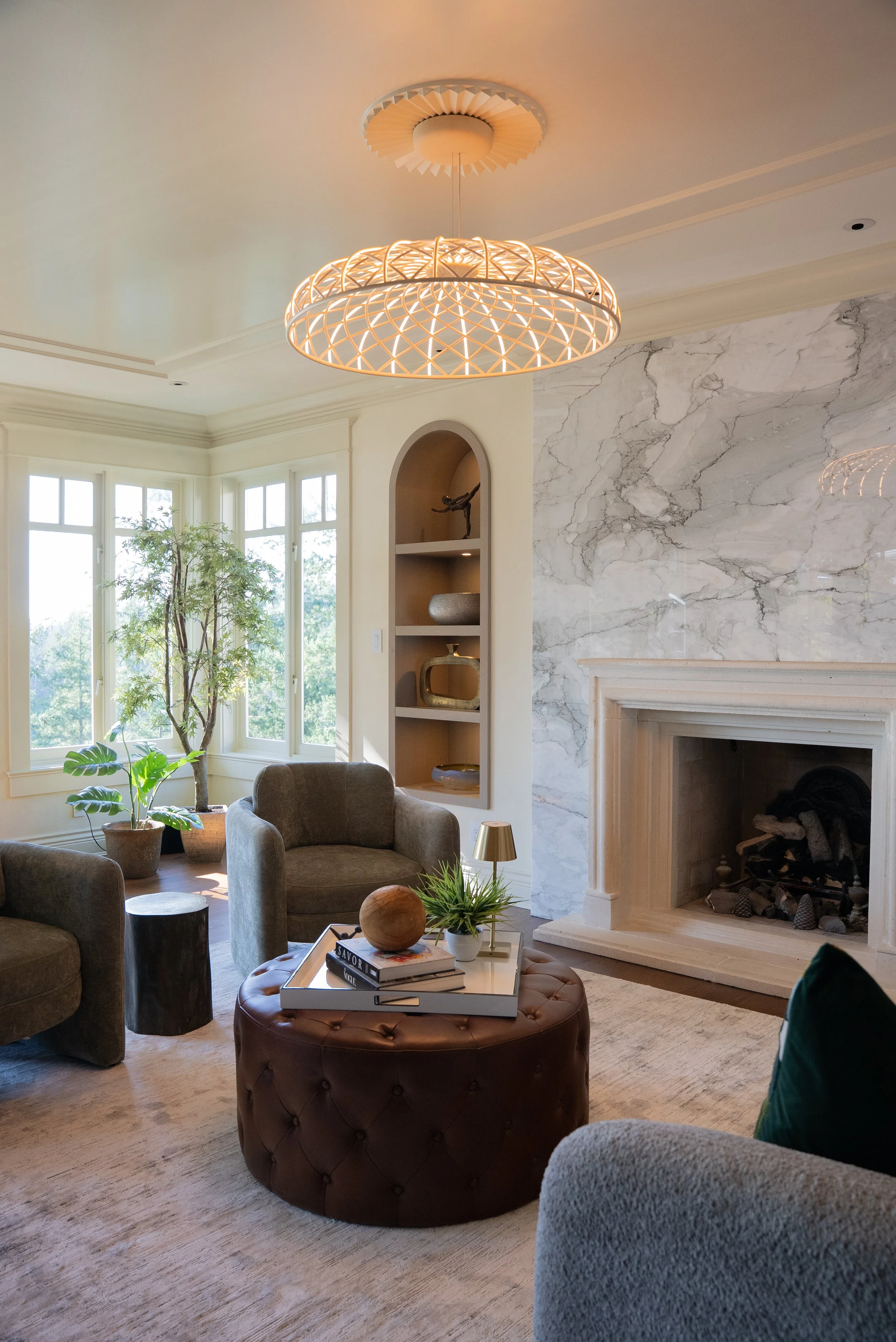 west-vancouver-caulfield-couture-living-room-light-fixture.jpg