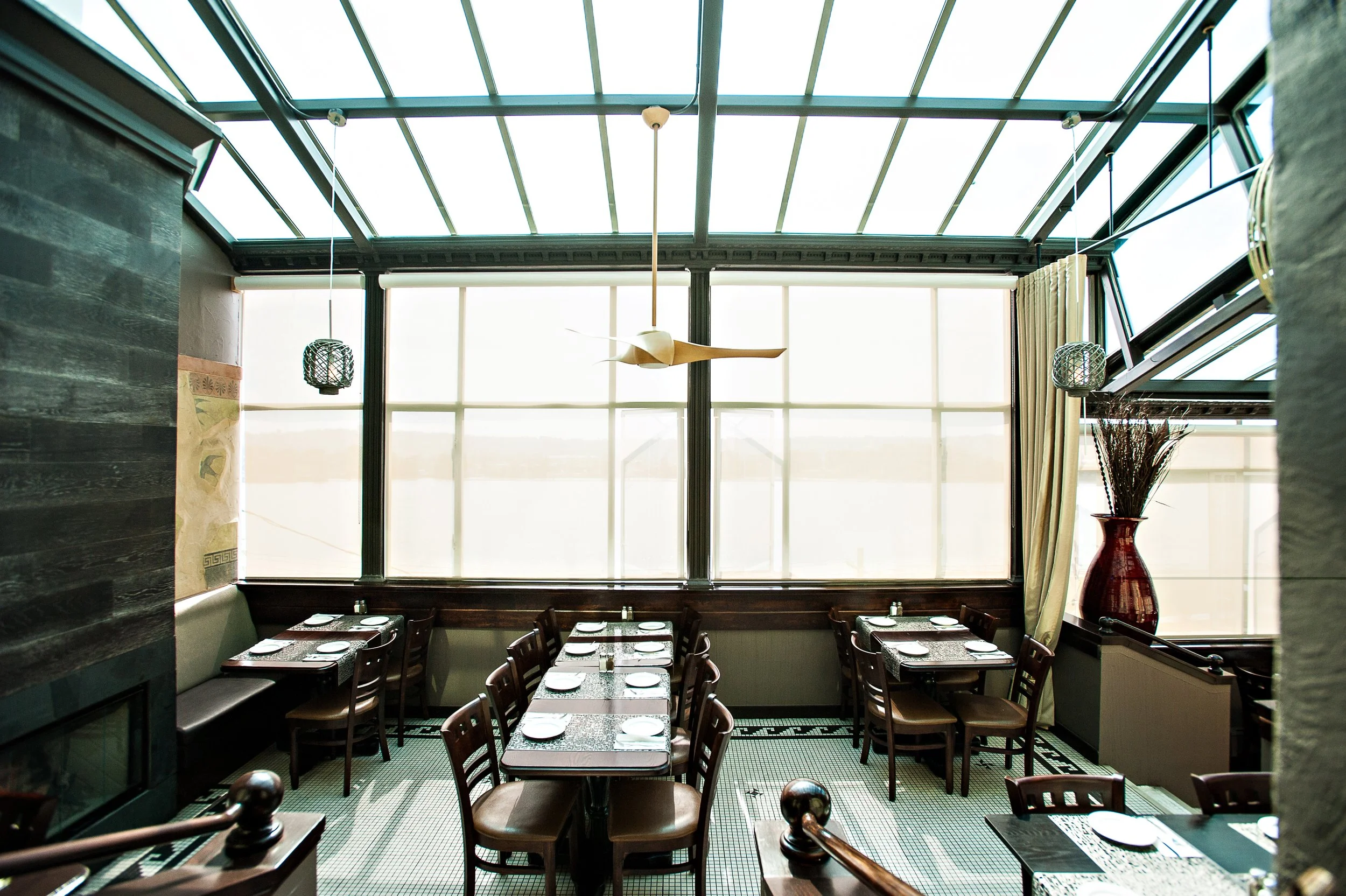 vancouver-greek-restaurant-dining.jpg