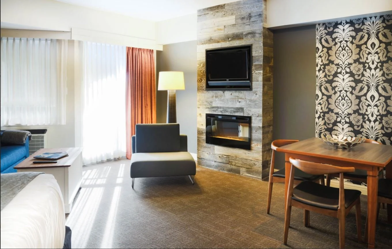 Summit Lodge-2017-1.JPG