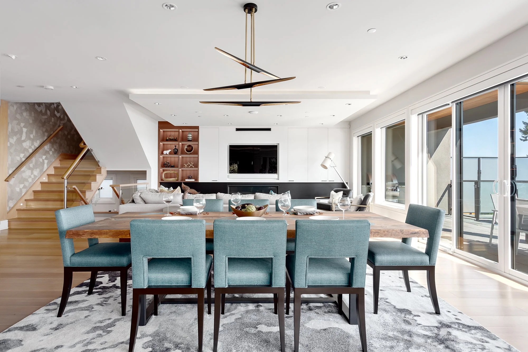 14122-Marine-Dr-09-Web - Copy.jpg