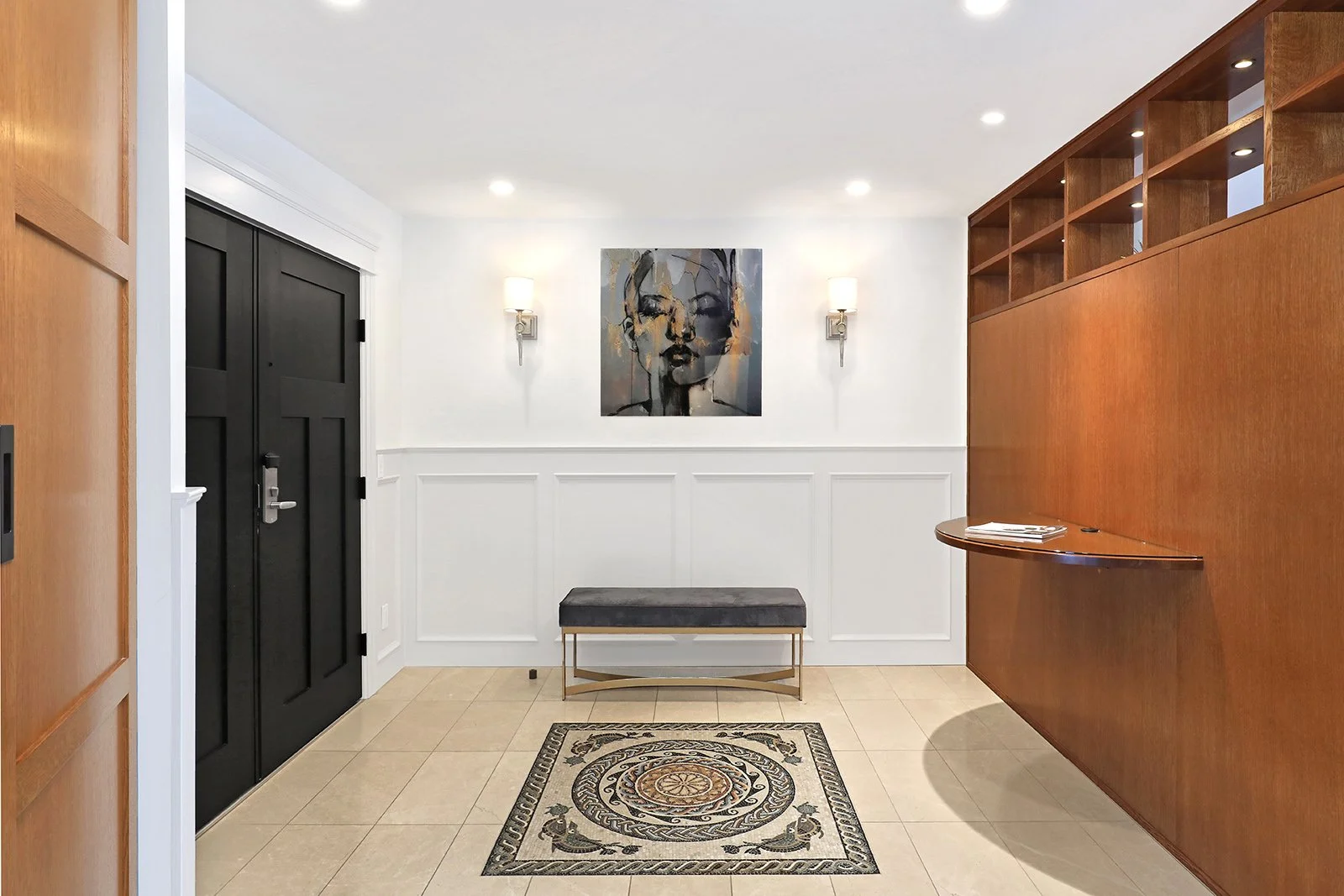 Kingfisher-Beachfront-Penthouse-Suite-private-entry.jpg