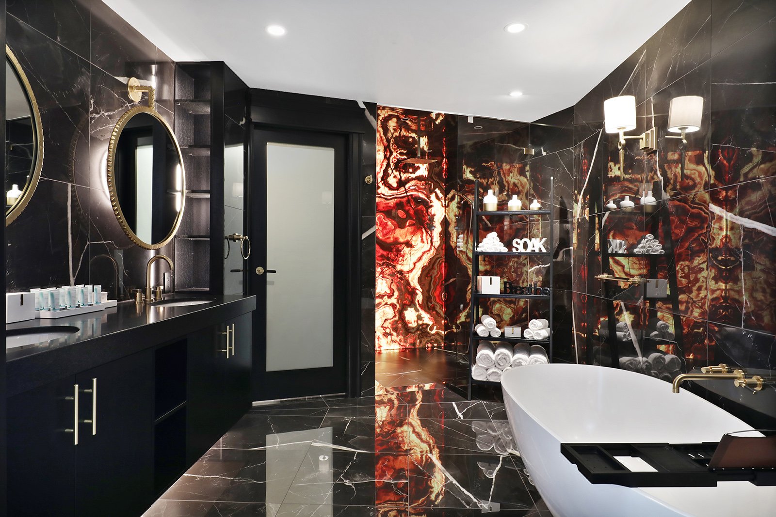 Kingfisher-Beachfront-Penthouse-Suite-bathroom-black-marble.jpg