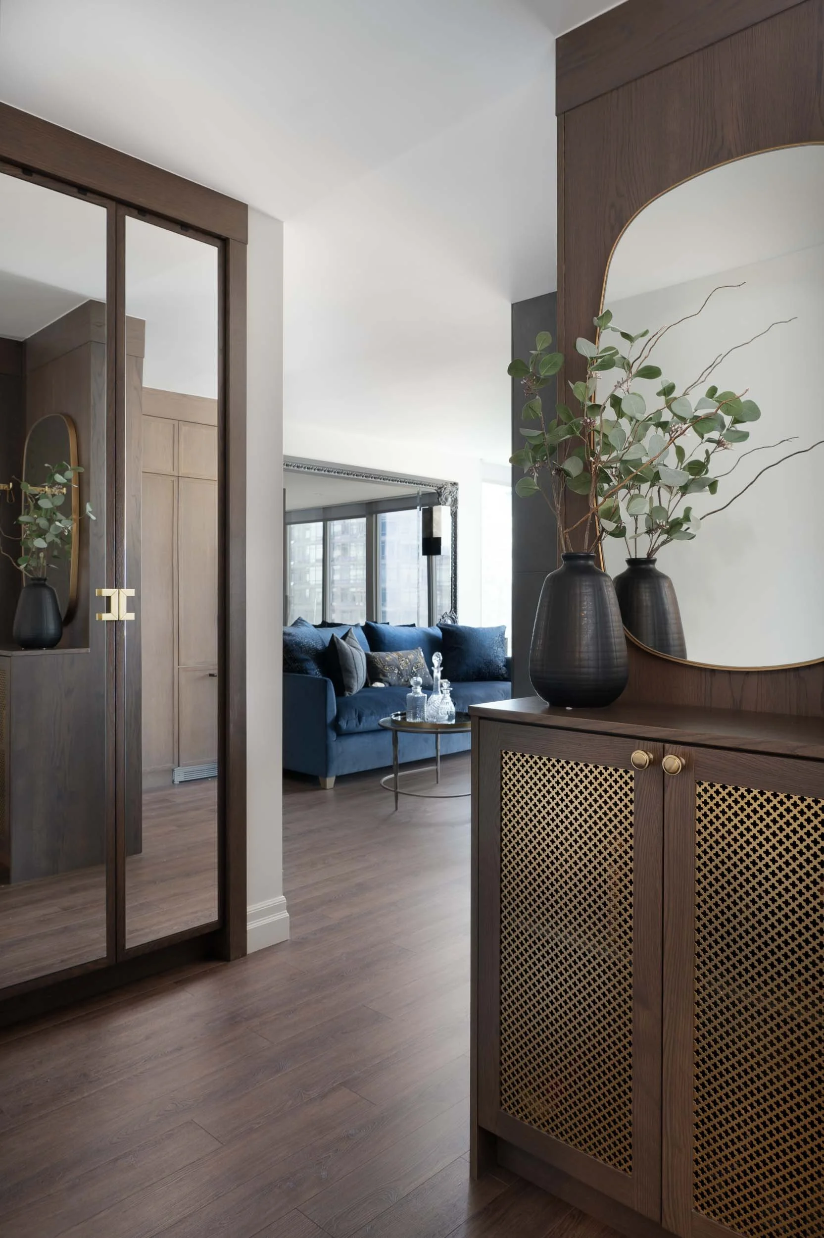 vancouver-captivating-coal-harbour-hallway.jpg