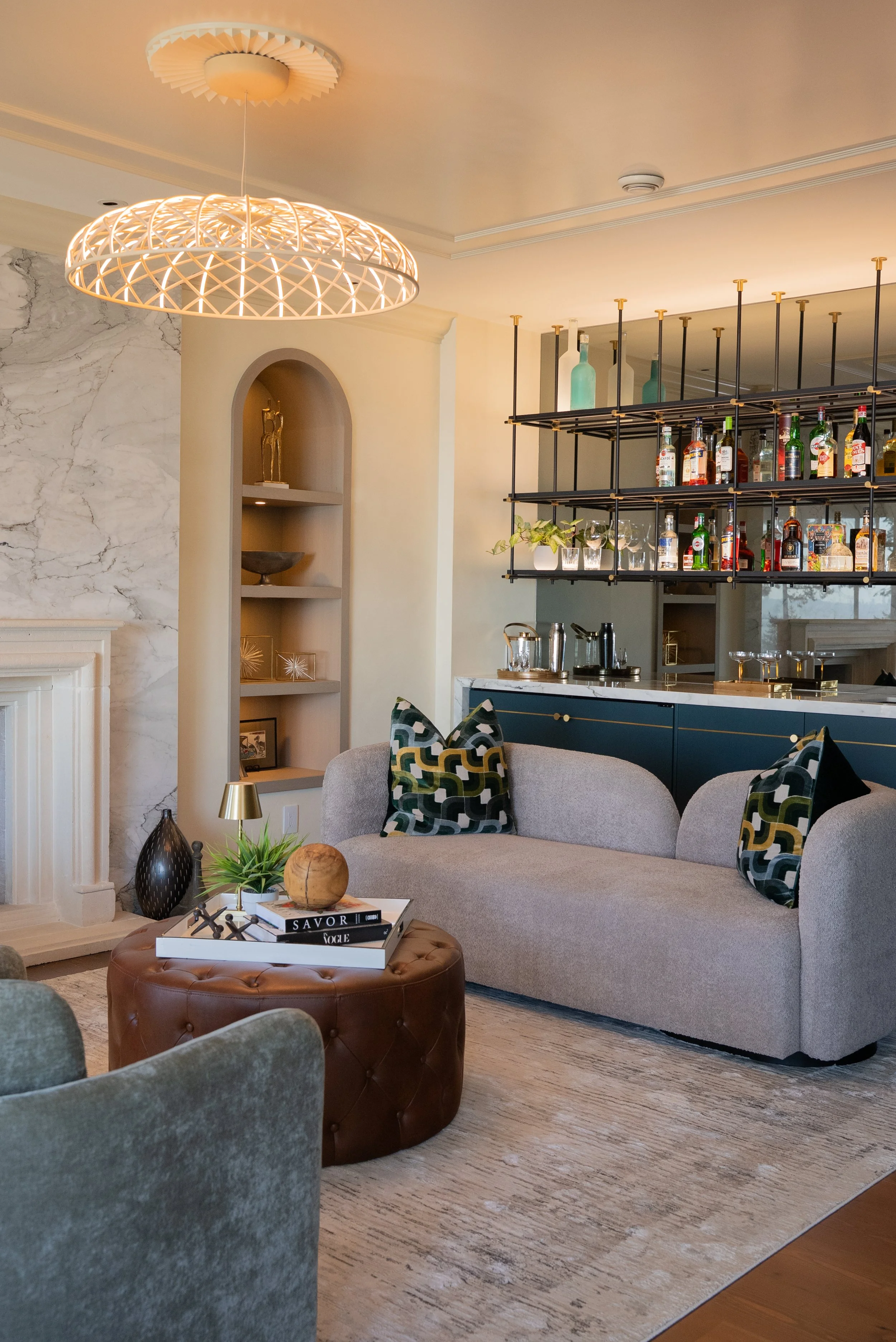 west-vancouver-caulfield-couture-living-room-custom-bar.jpg