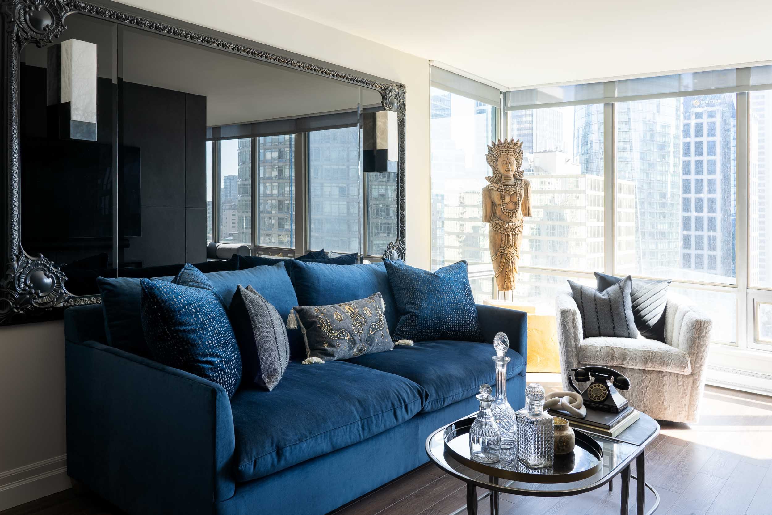 vancouver-captivating-coal-harbour-blue-sofa.jpg