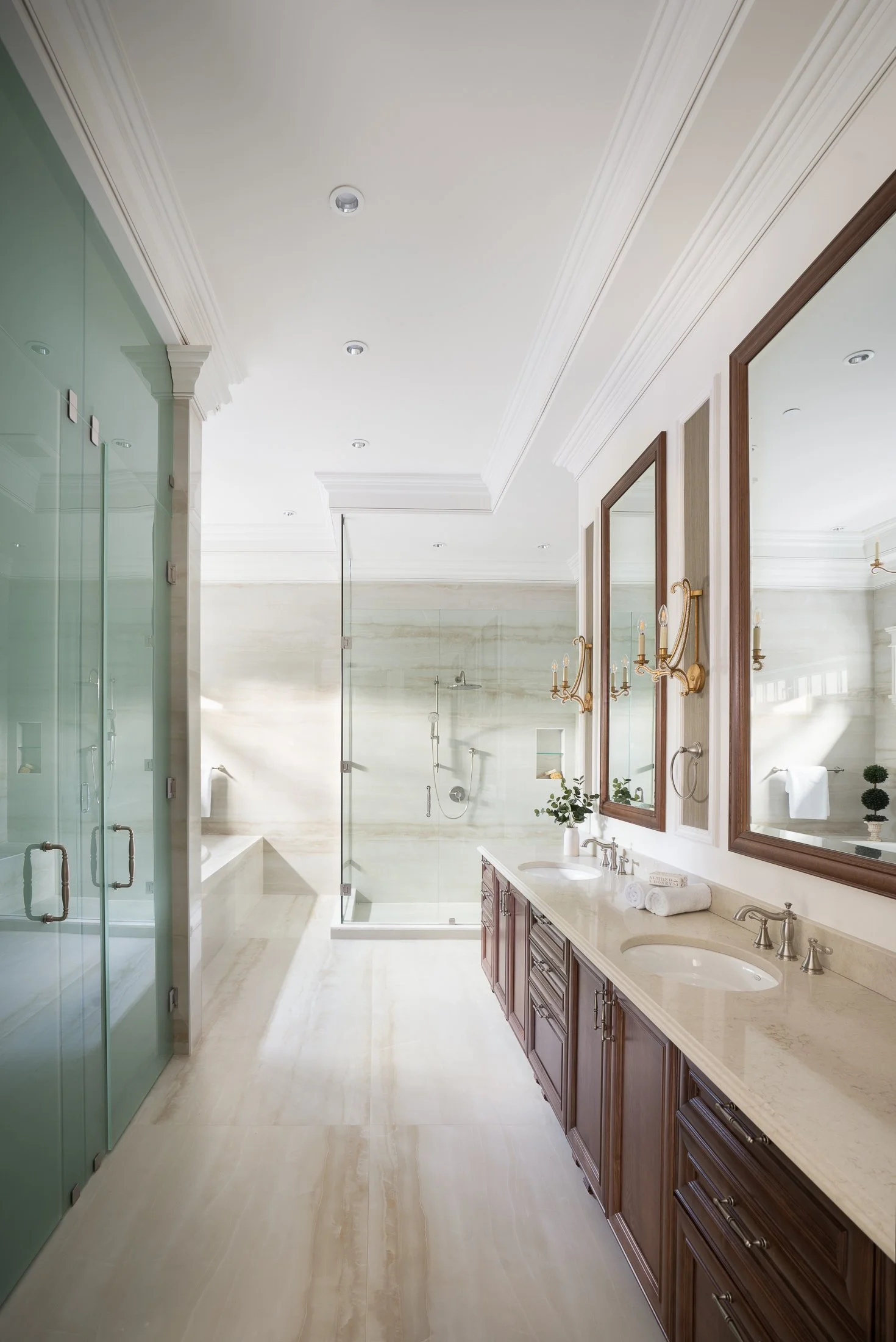 vancouver-26th-avenue-residence-primary-bathroom.jpg
