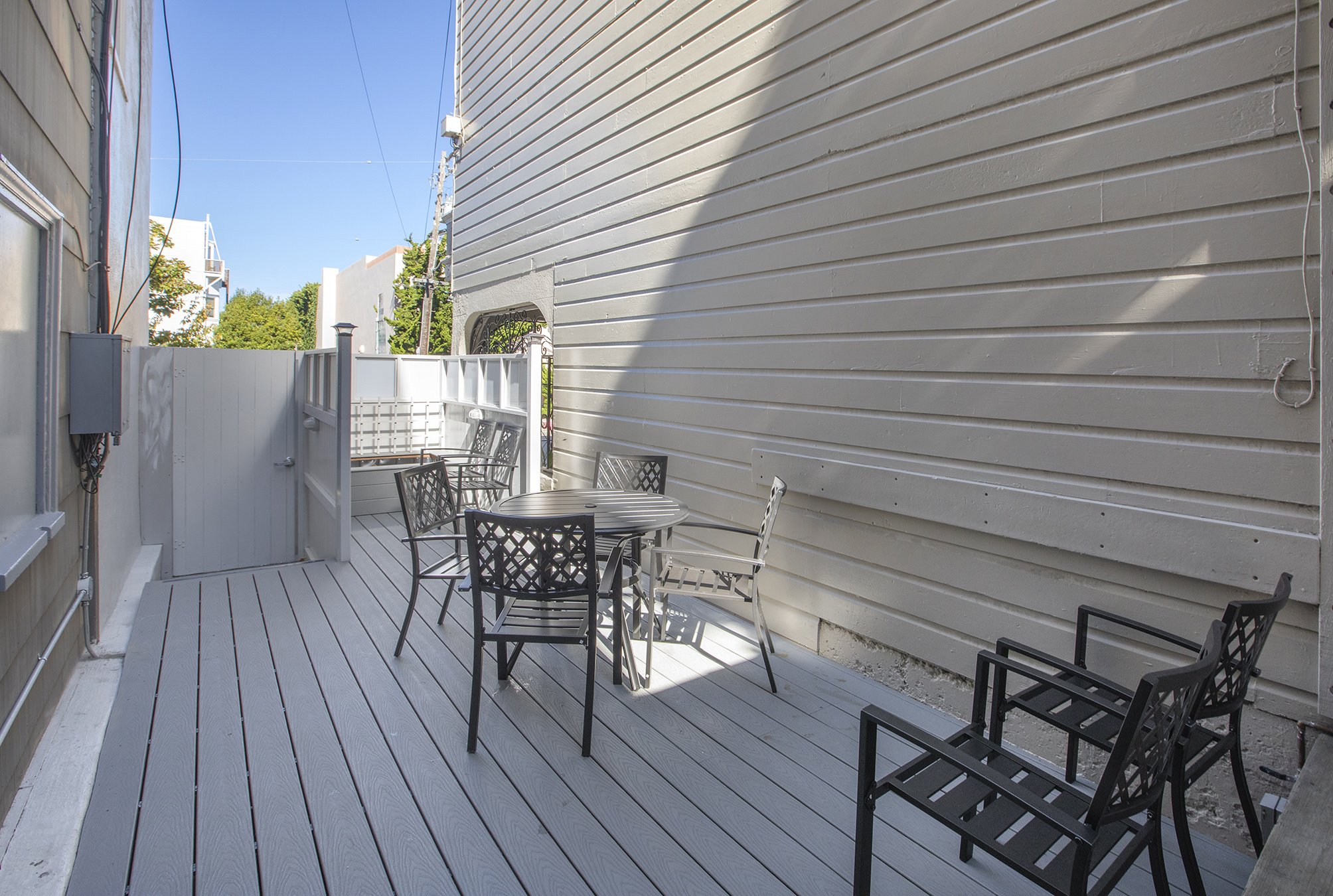 2754Pierce Deck3.jpg