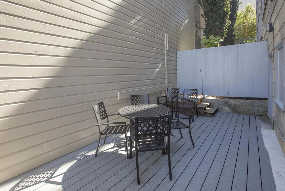 2754Pierce Deck5.jpg