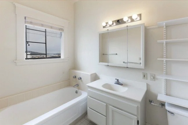 2754Pierce 2Bath.jpg