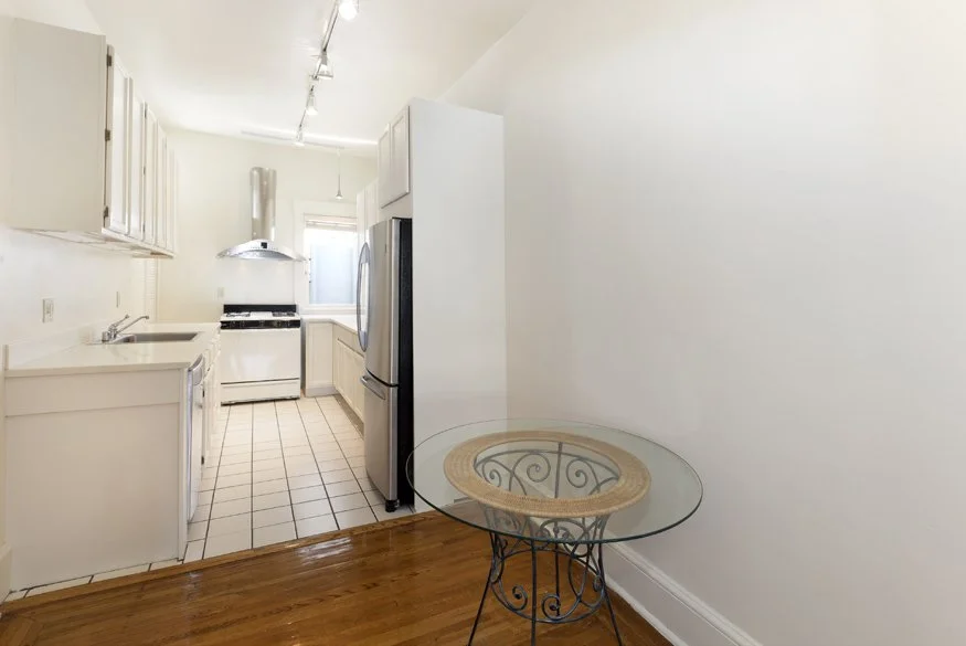 2754Pierce5_2017kitchen (4).jpg