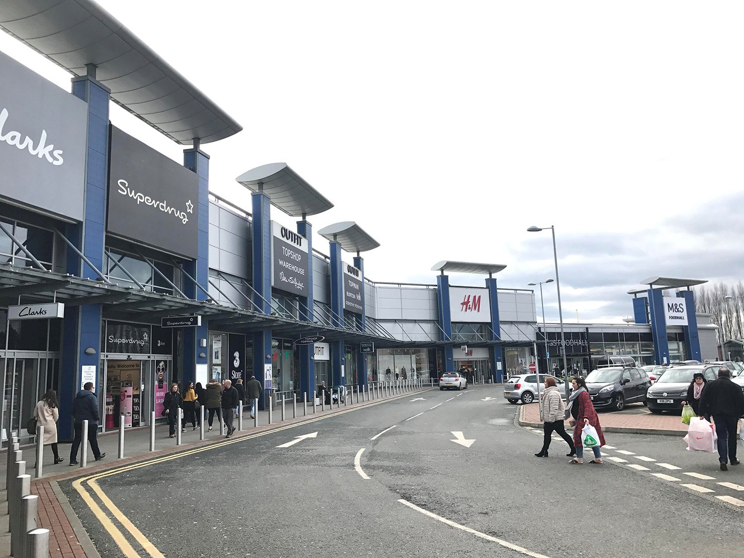 shopping retail park in machester