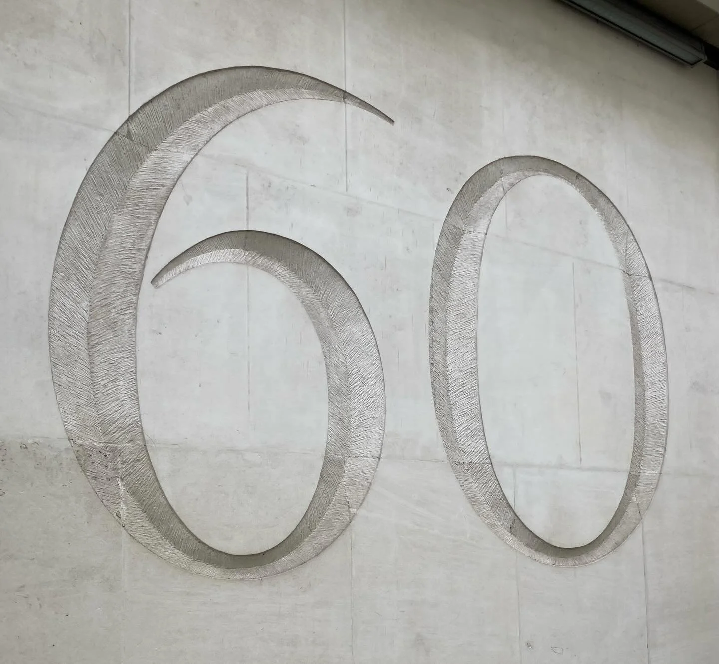 Come and join us for a walking tour of letter carving in the Square Mile with The Masons&rsquo; Company and London Craft Week.

COST: &pound;25.00  DAY: Friday 15th May TIME: 14:00 - 16:00 PLACE: City of London (Free for Friends)
 
Director of The Le