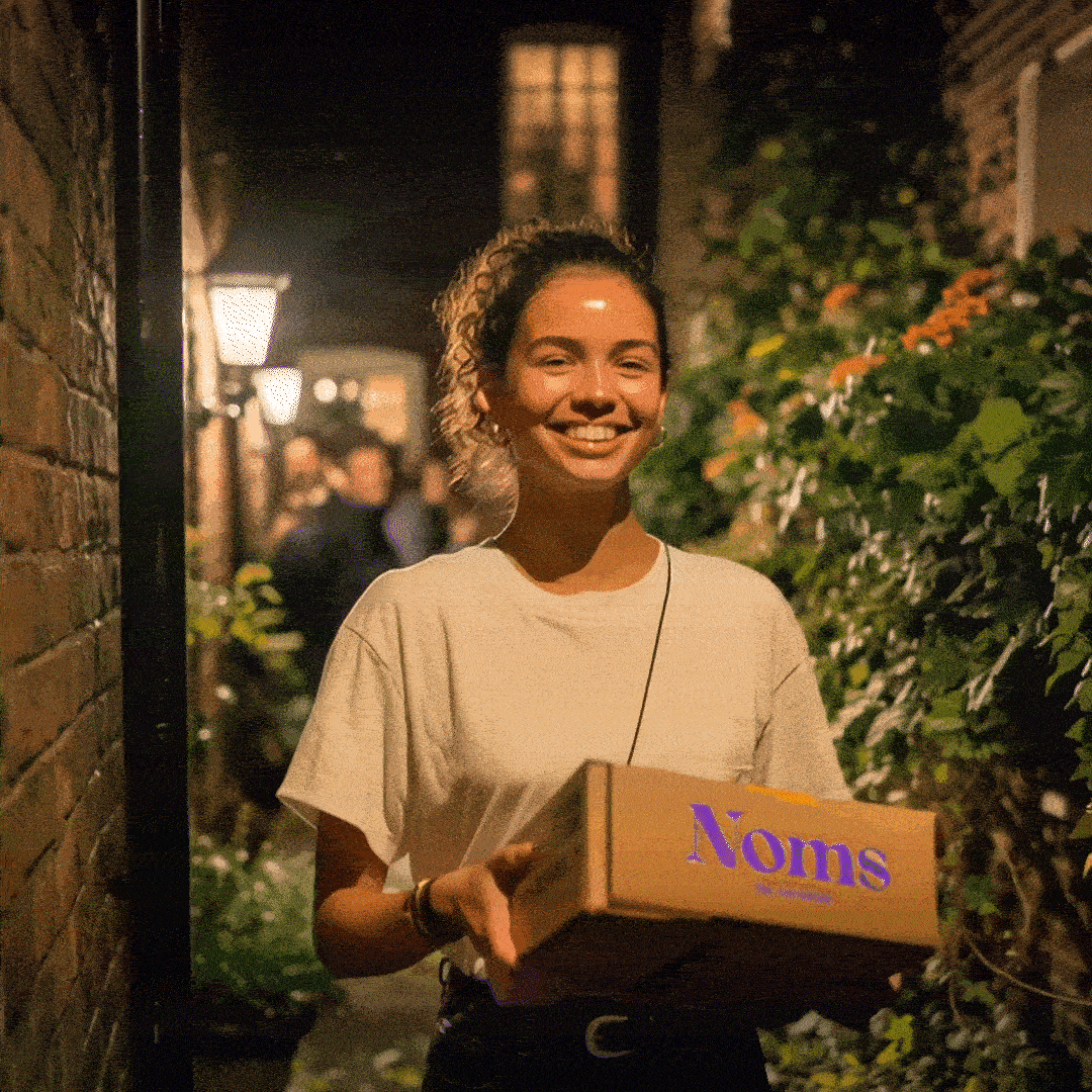 social_aera2016__--ar_11_--motion_low_--video_1_e1d7d822-6bbc-4860-9e13-5ee184e3f112_31-ezgif.com-cut.gif