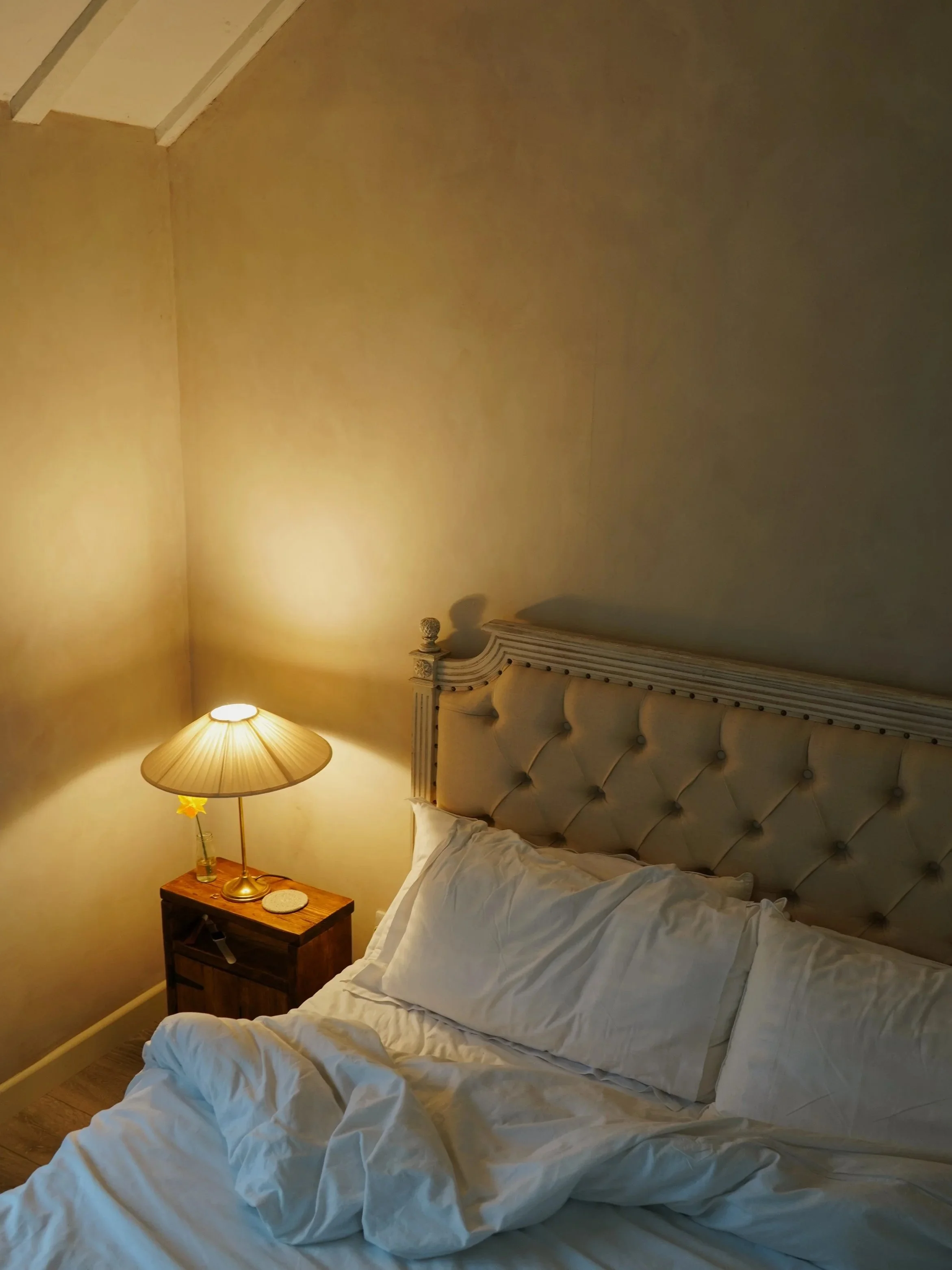 The Cowshed, Woolverton