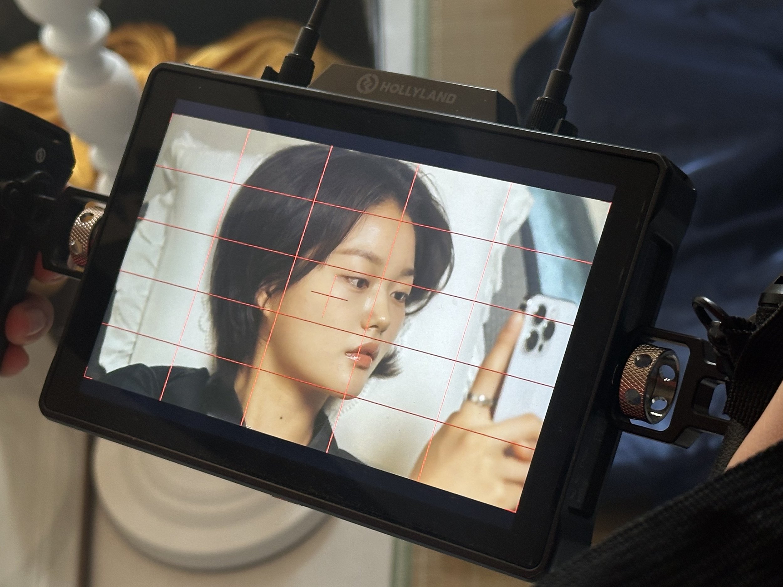 Swipe Right To Bite/SRTB behind the scenes/BTS. Jiseo (Yeon) on the director's monitor.