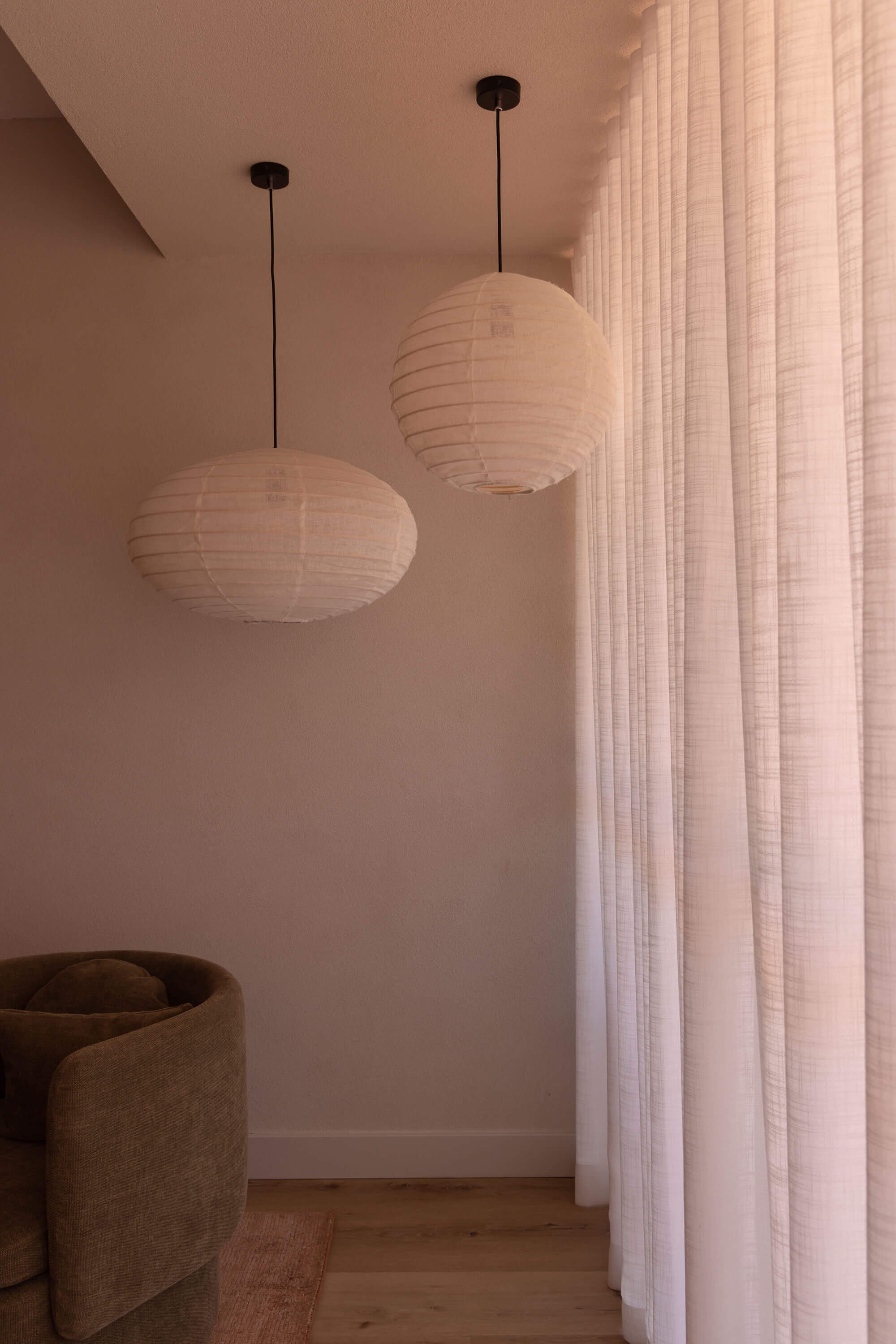 Brand imagery for Kuyu Colonics