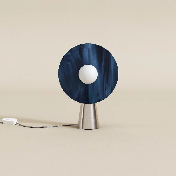 Disc and Sphere Glass D01