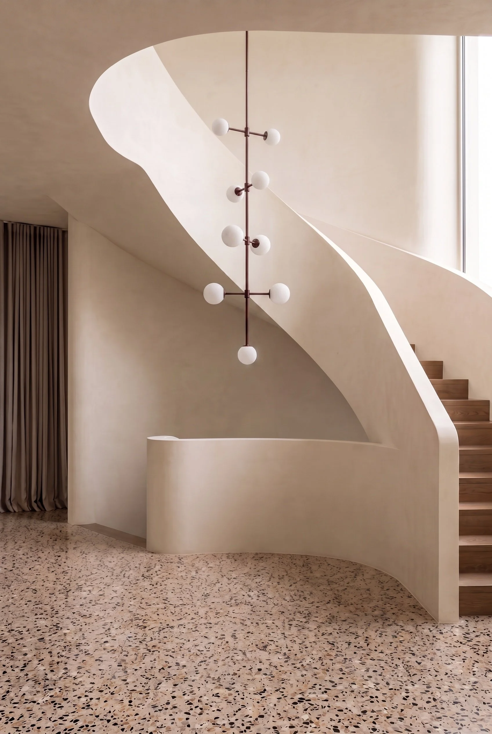 179OL-P_Epic2_staircase.jpg