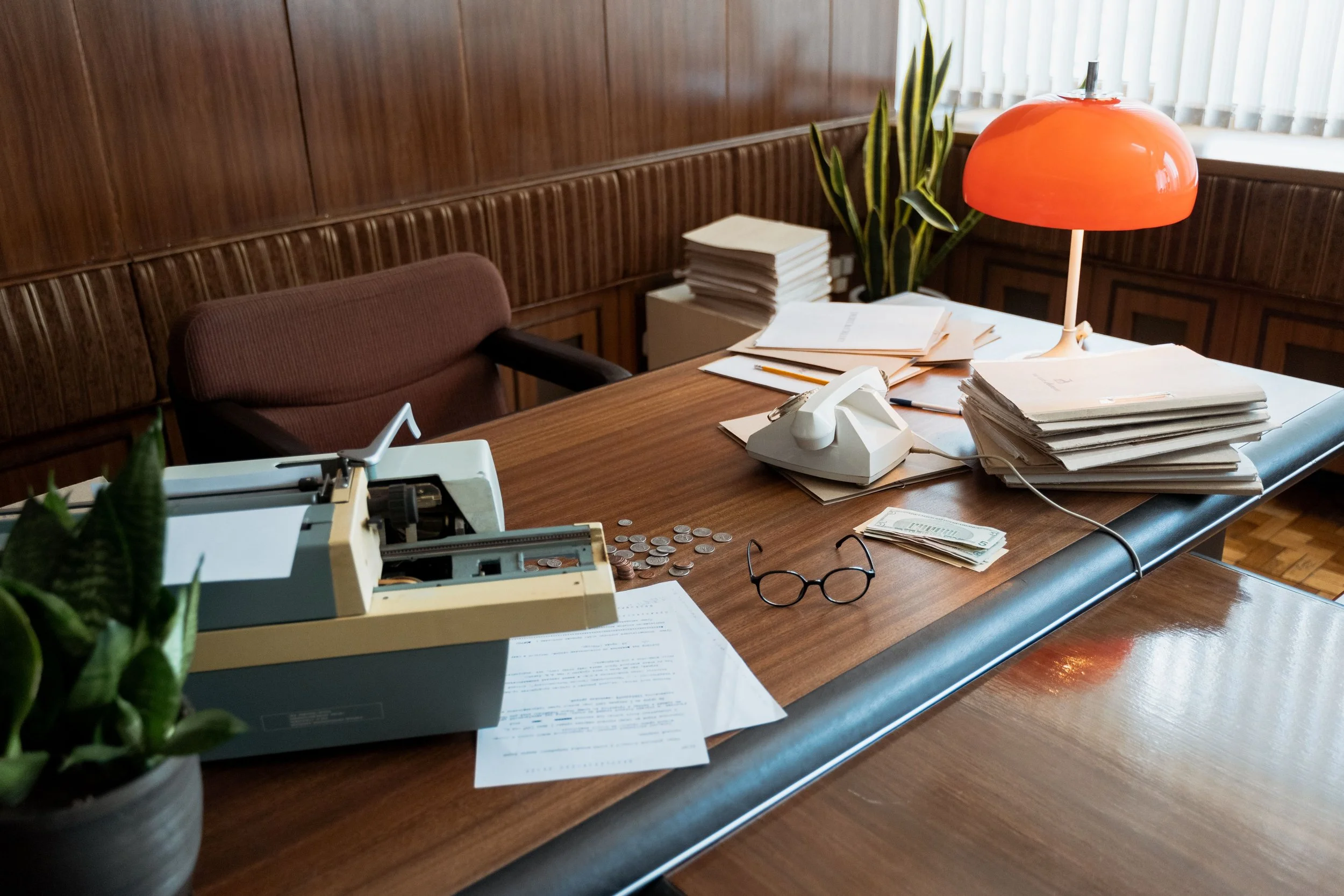 Literary Agent vs. Foreign Rights Agent: What’s the Difference?