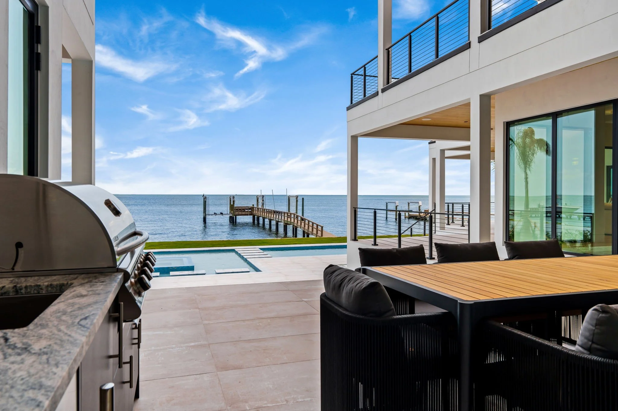 images-for-web-or-mls30-web-or-mls-3801 Bayshore Blvd NE Final-30.jpg