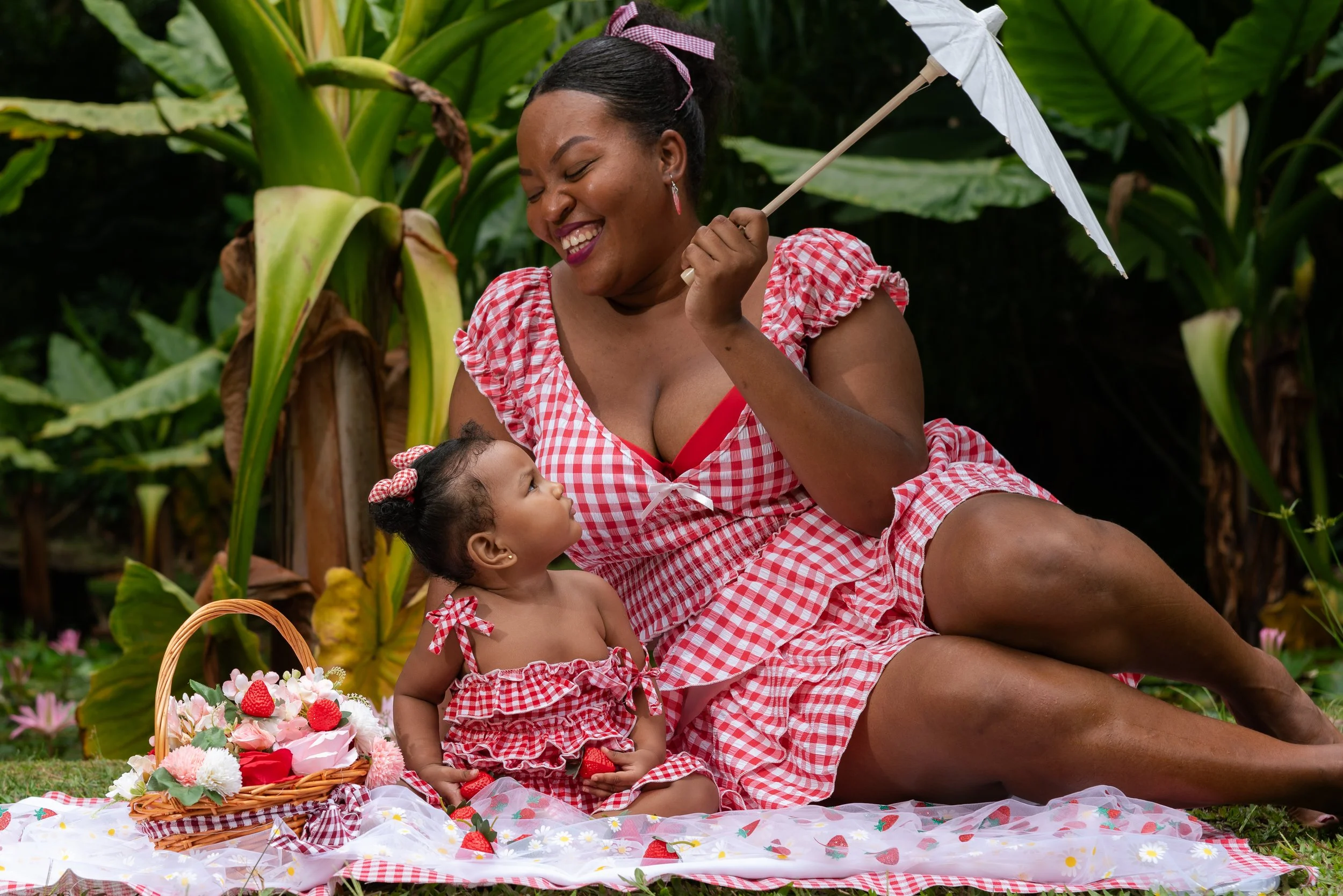 Kezi 1st Birthday (19 of 109).jpg
