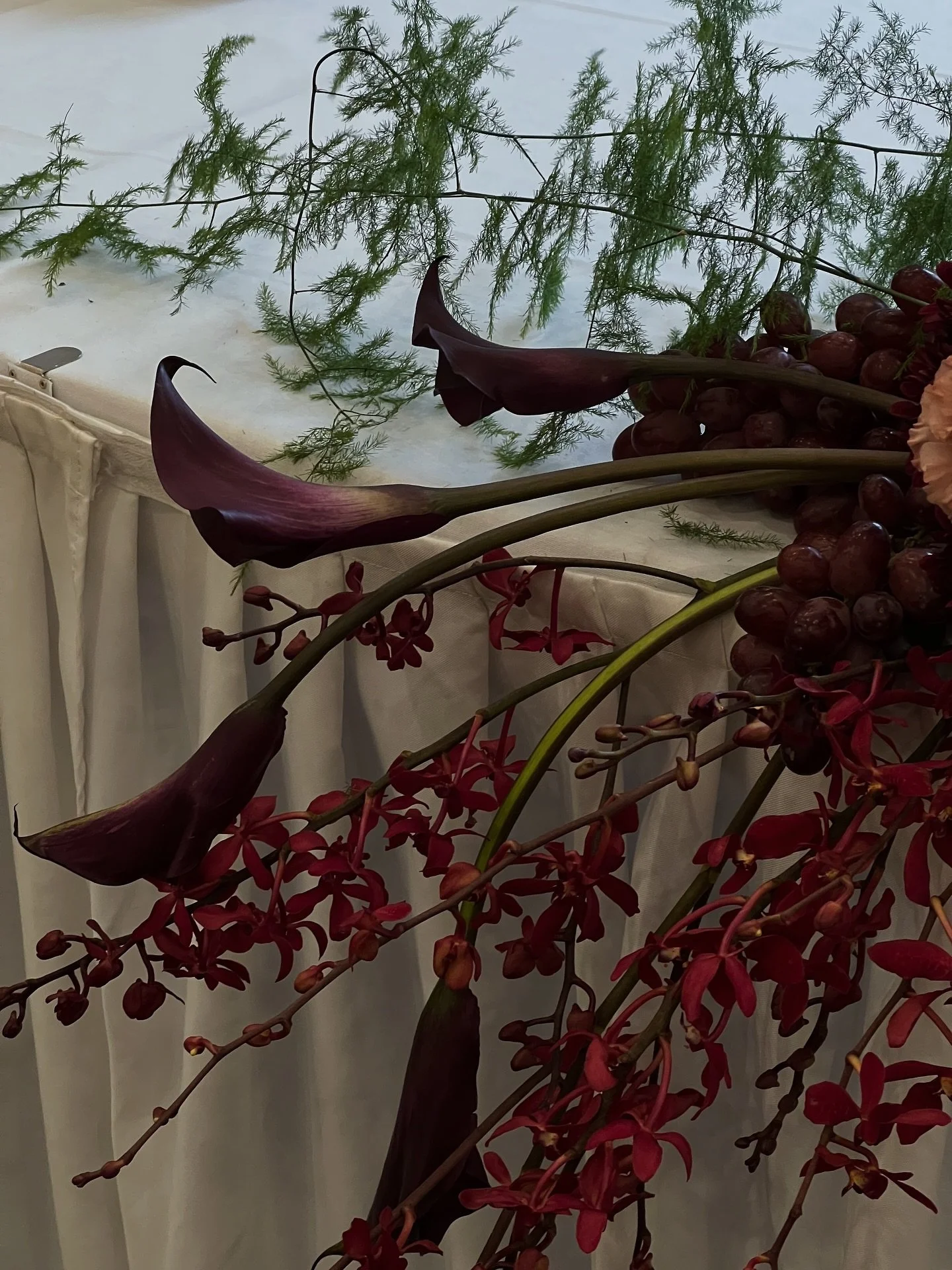 Last one of the wedding tablescape for K&amp;R x @aboveandblossom 🌿🌸