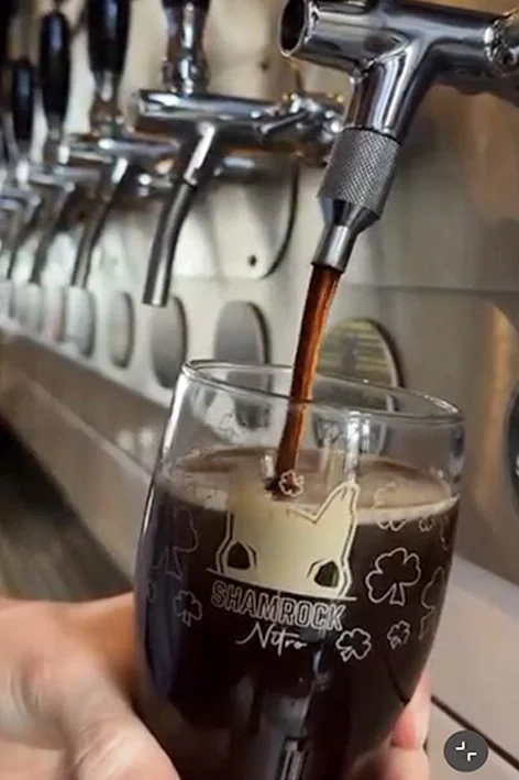 Hert_Pour shamrock.jpg