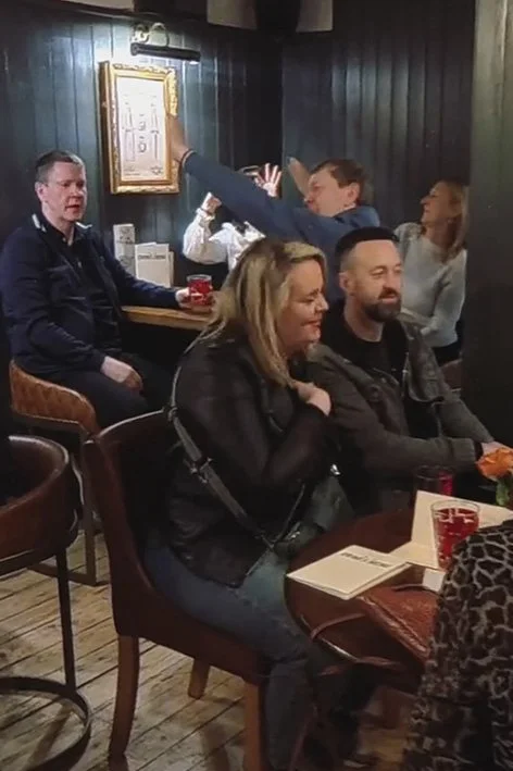Hert_People in bar.jpg