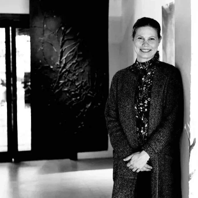 Artist Jaclyn Mednicov in her studio, where her nature-inspired practice evolves into the botanical impressions and patterns that shape her wallpaper collection, on display at Heritage Home Supply in Andersonville.