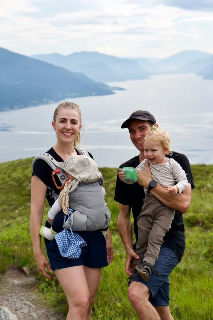 Dansk familie med norske røter vil skape eit nytt liv i Nordfjord