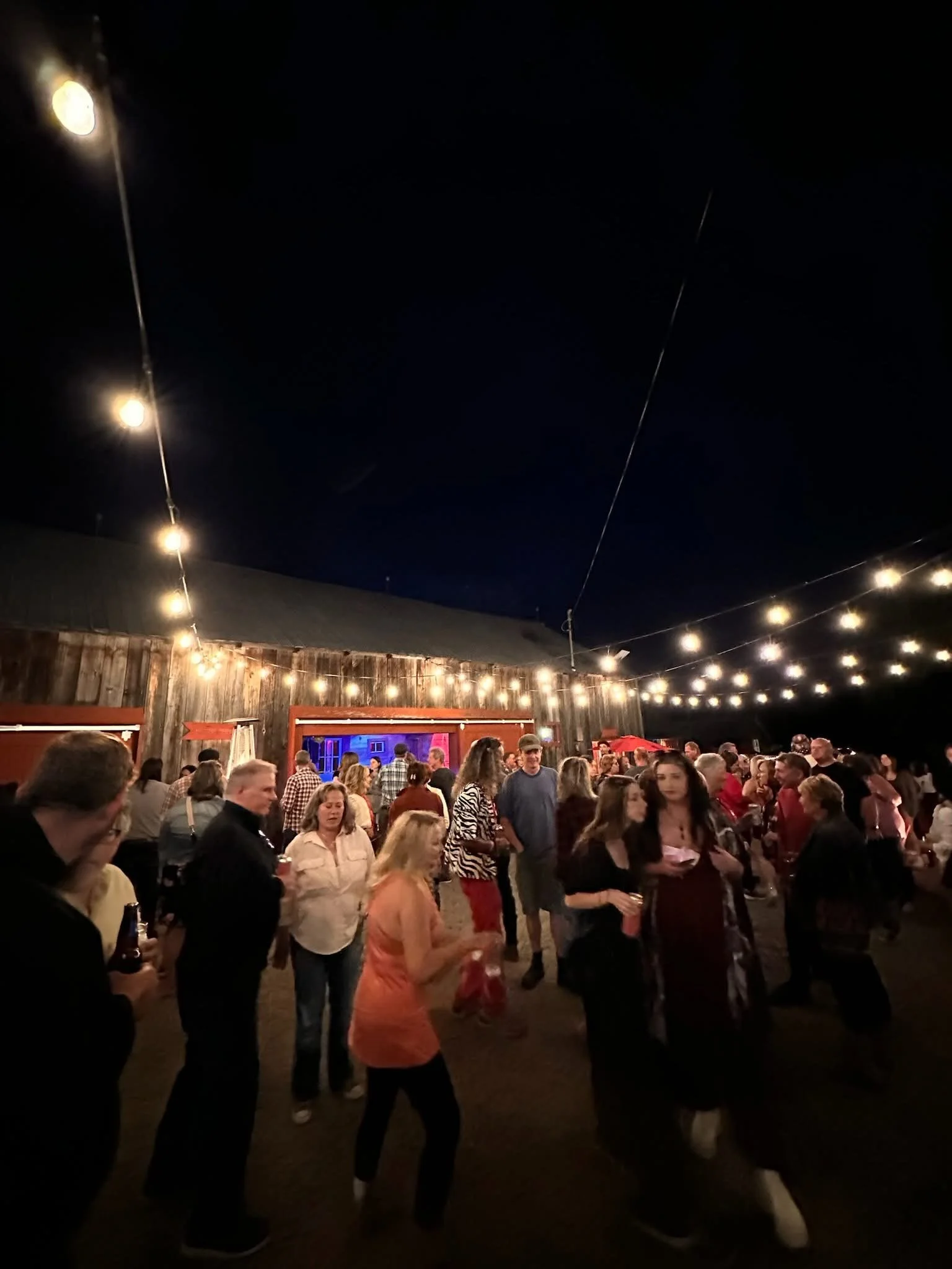 Barn Dance Featuring Healy & Orr