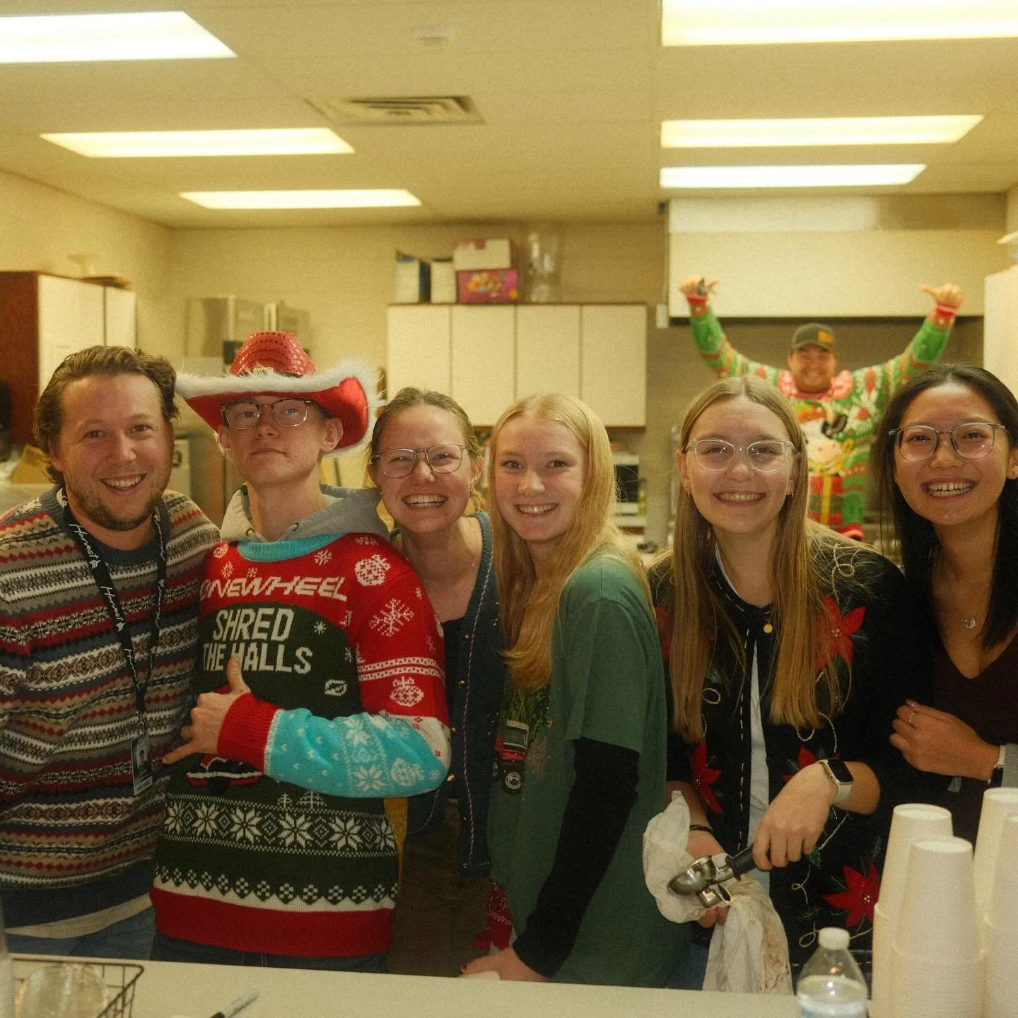 HSM CHRISTMAS 🎄

Homemade syrups for lattes and matcha | toaster strudels and showdown | puppies and ugly sweaters | and most importantly WORSHIP + TEACHING + SMALL GROUP, the best parts of HSM!!! 

We only had one meeting for December, but it was o