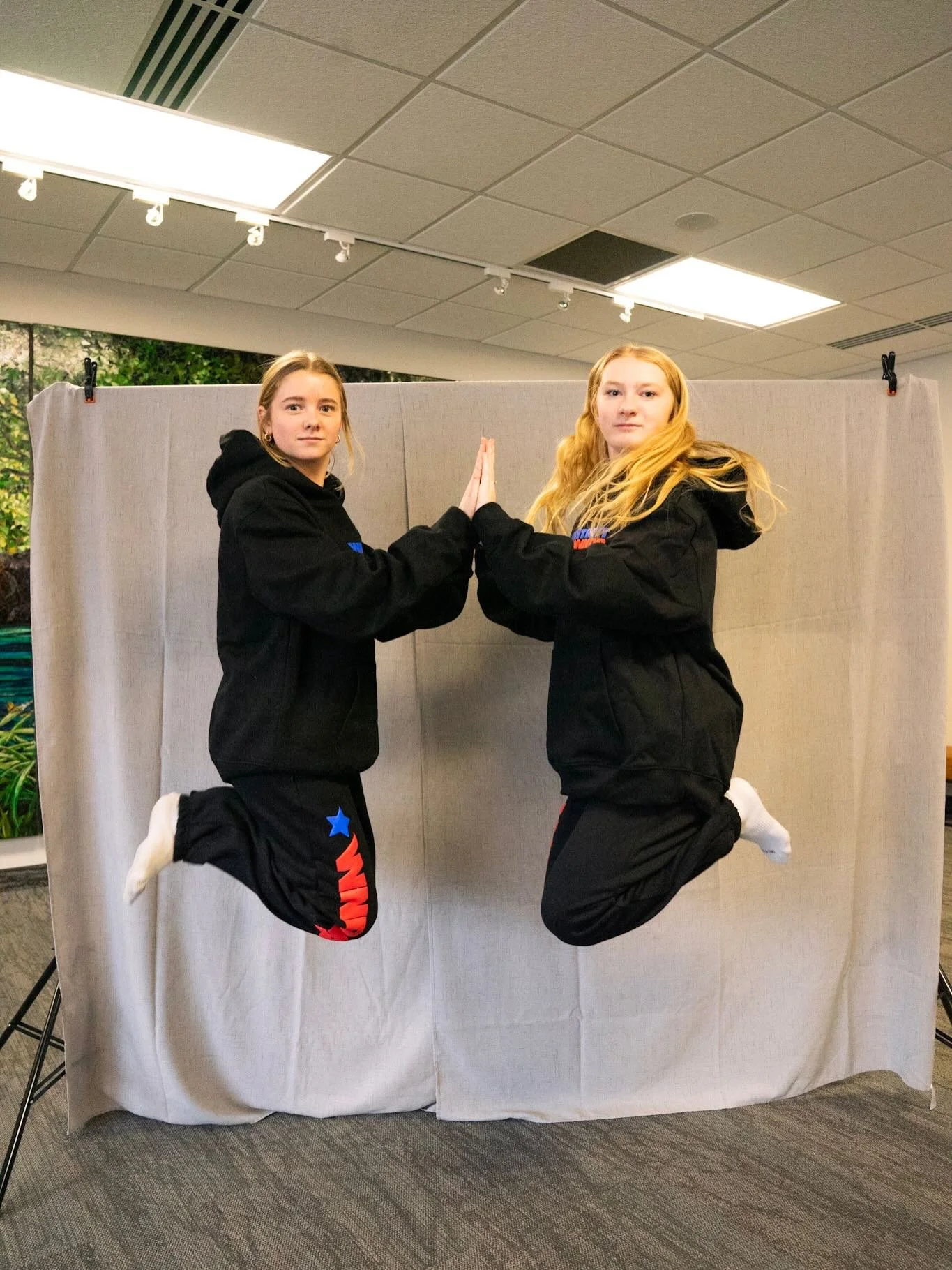 &ldquo;Wonder&rdquo; merch 🤝 student leader team 

Creative concept, modeling, photos, and edits by our very own students&hellip; inspired by awkward family shoots, but elevated by the matching fits! 

If this doesn&rsquo;t make you want this set &m