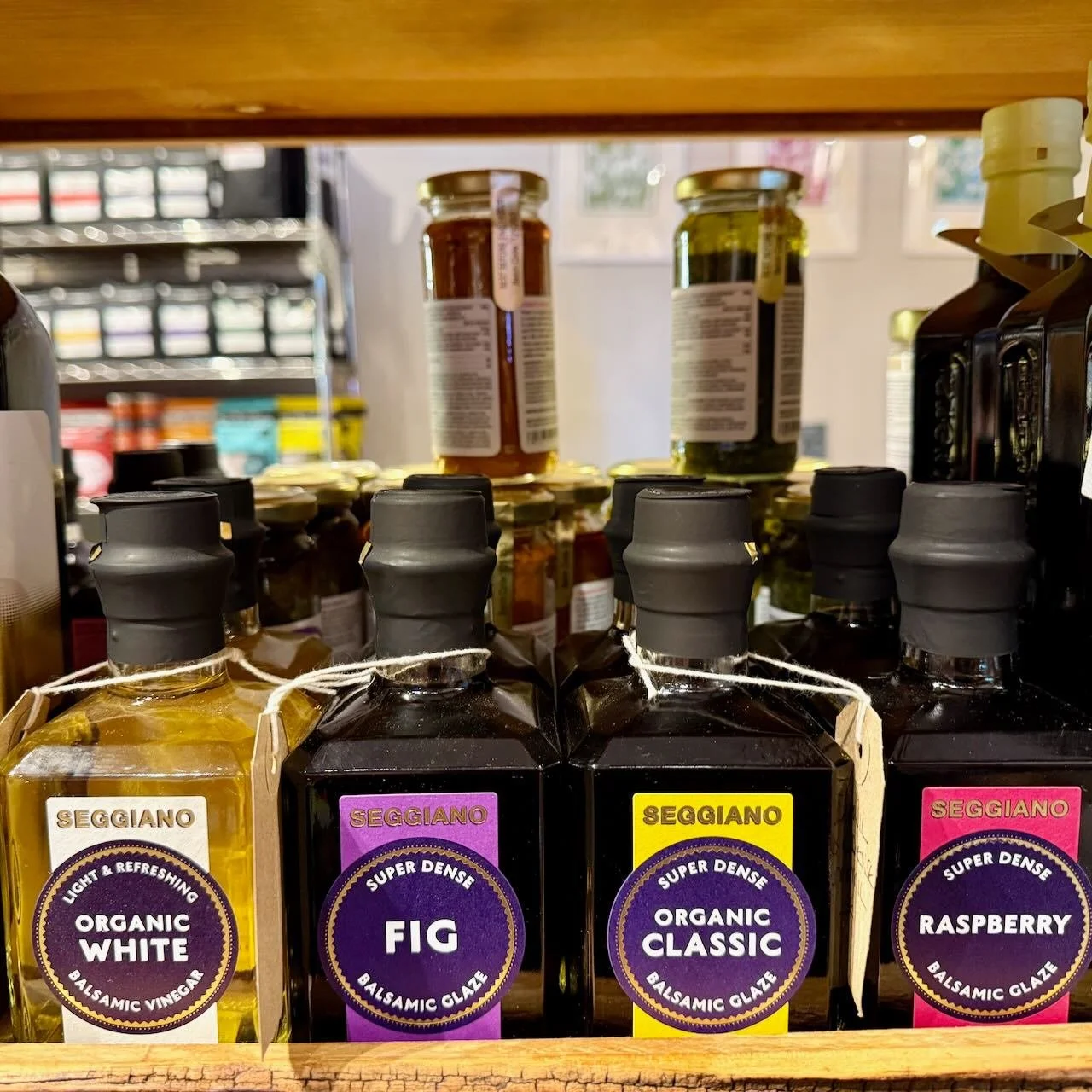 👀Looking for the ultimate balsamic glaze?😍 Seggiano&rsquo;s range is hard to beat, rich, glossy, and beautifully balanced. 

From classic organic balsamic with deep sweetness, to fig for cheeses and roast veg, raspberry for salads and desserts, and