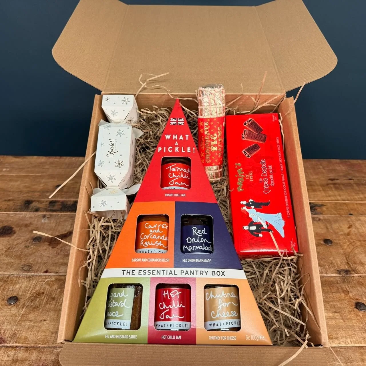 🎄 IT&rsquo;S NOT TOO LATE TO WIN 🎄Our festive hamper giveaway is still open, and if you&rsquo;ve already entered, here&rsquo;s your chance to enter again for a second entry👀✨

HOW TO ENTER (or re-enter):
1️⃣ Follow us
2️⃣ Like this post
3️⃣ Commen